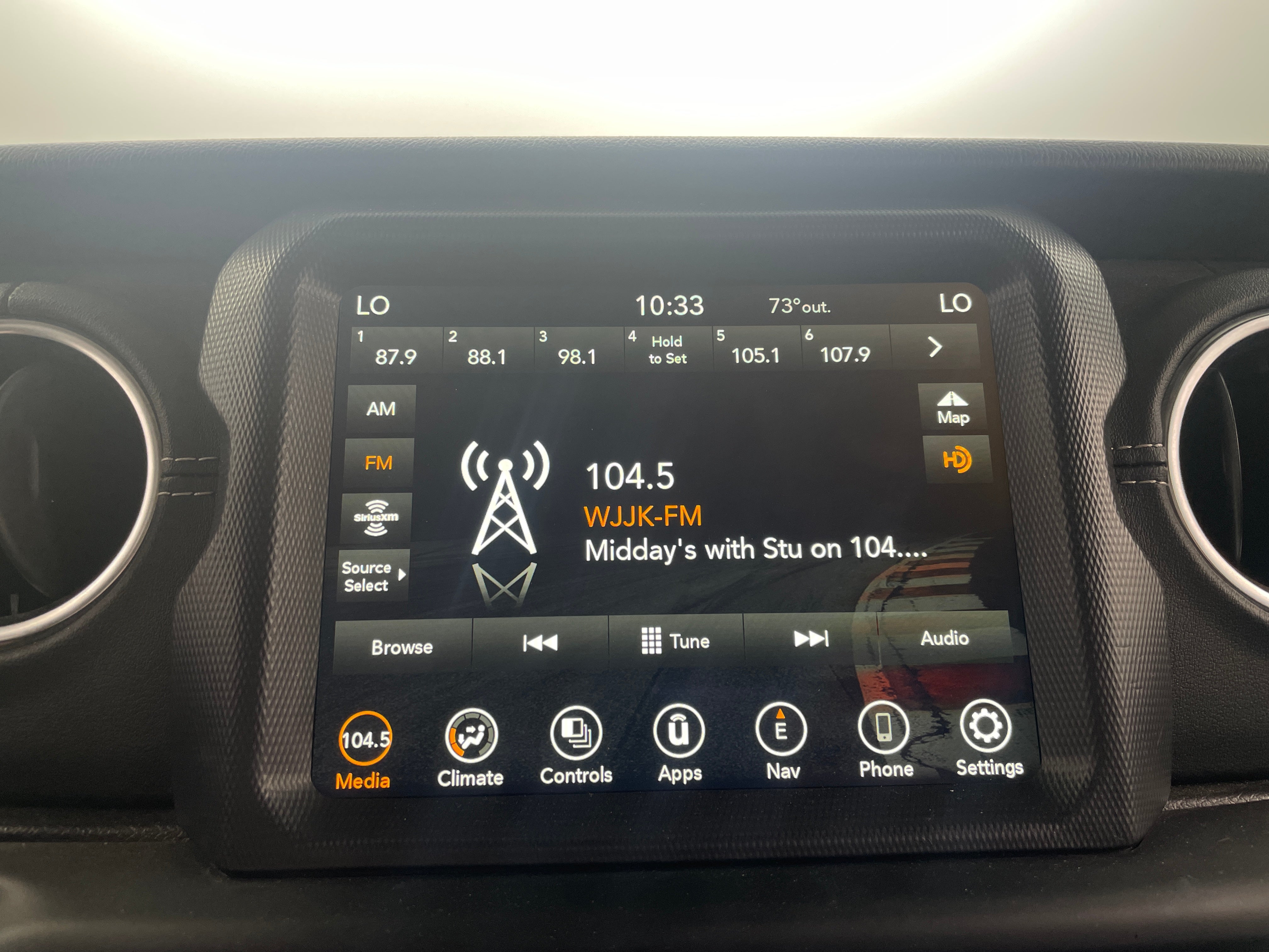 2023 Jeep Wrangler Sahara 4xe 3