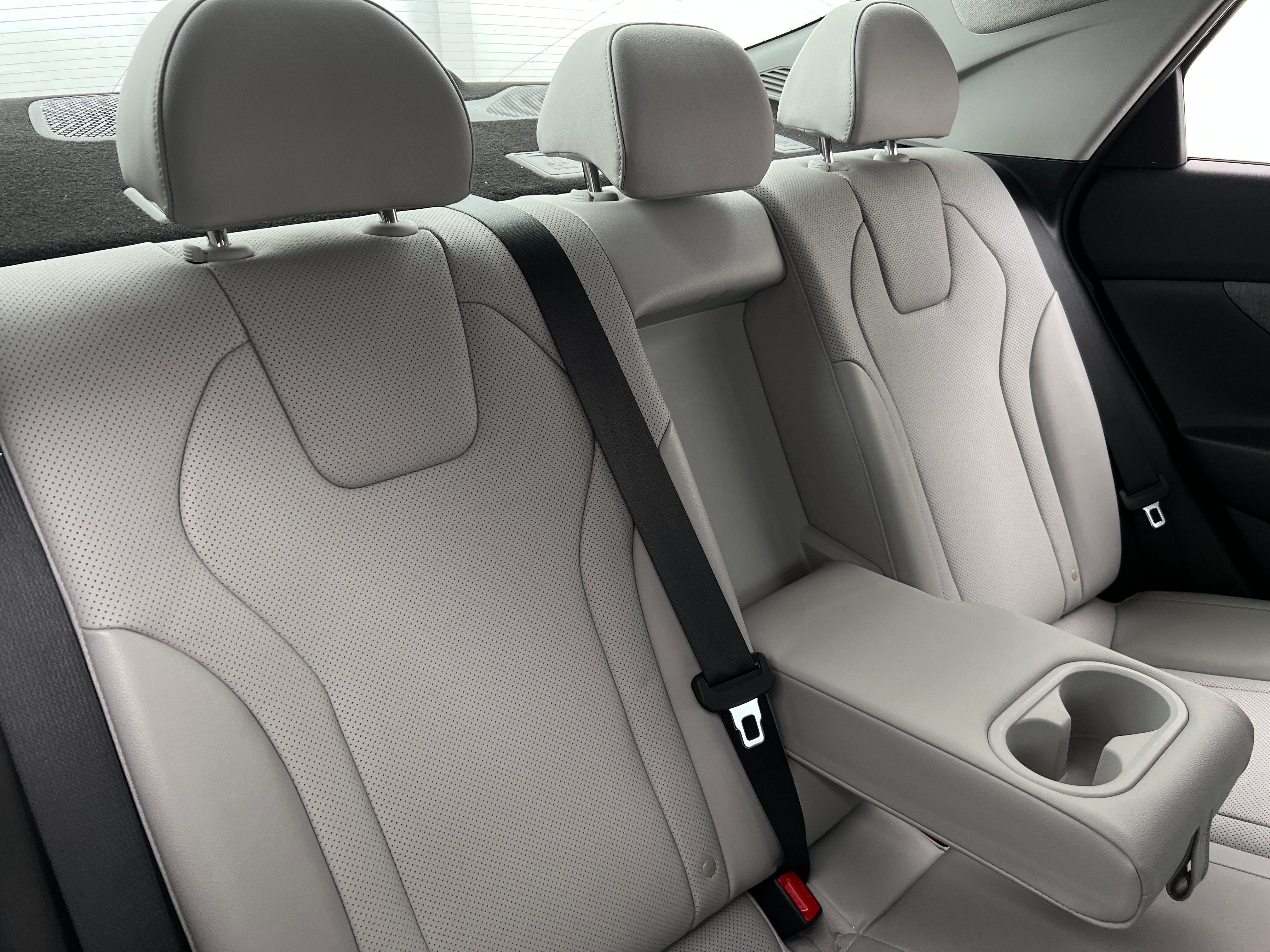 2023 Hyundai Elantra Limited Edition 5