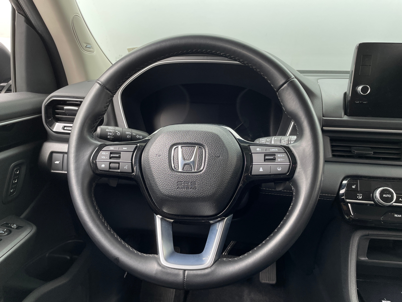 Thumbnail: 2024 Honda Pilot - 4