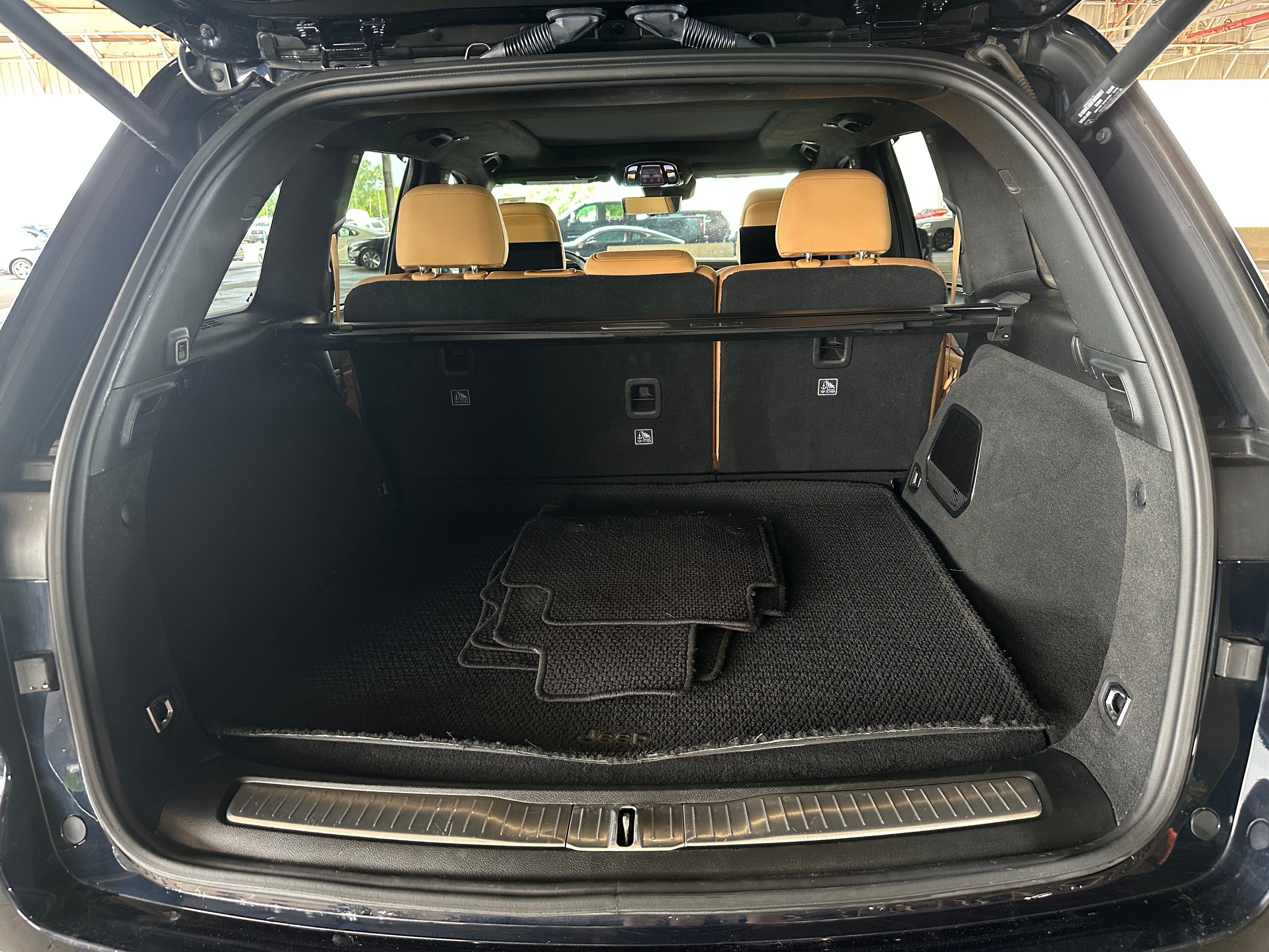 2023 Jeep Grand Cherokee Summit 4xe 7