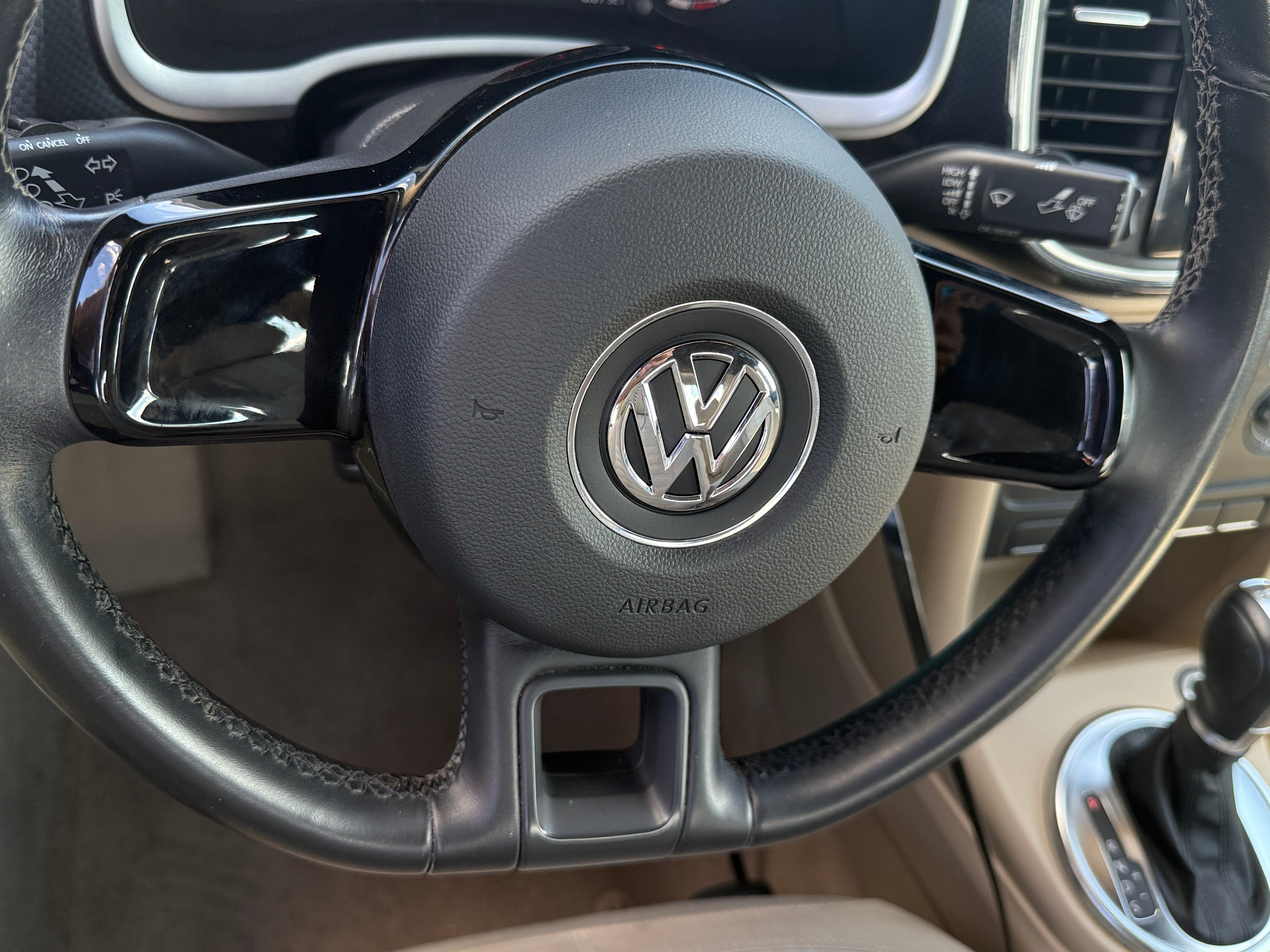 2013 Volkswagen Beetle  5