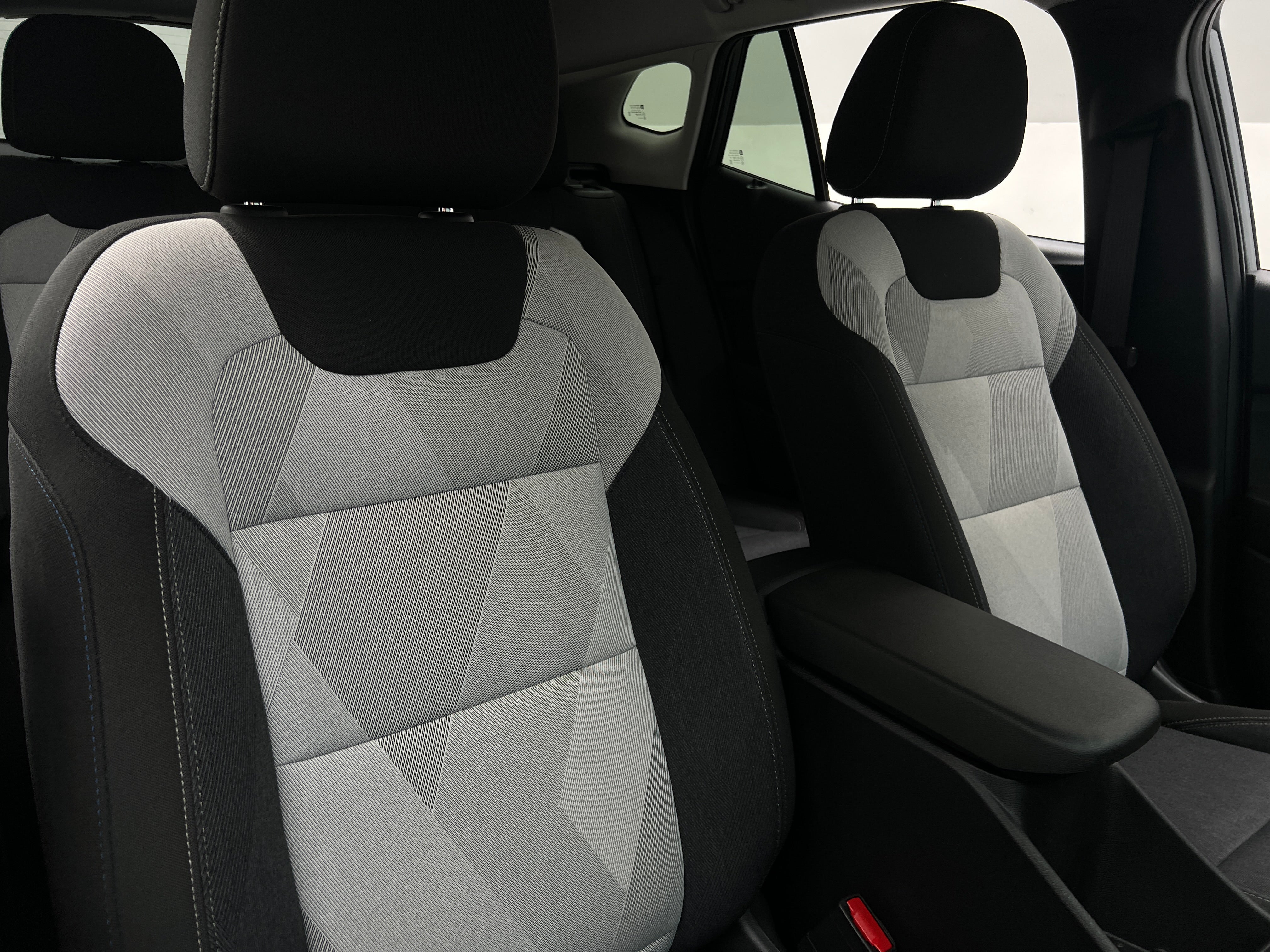 2024 Chevrolet Trax LS 2