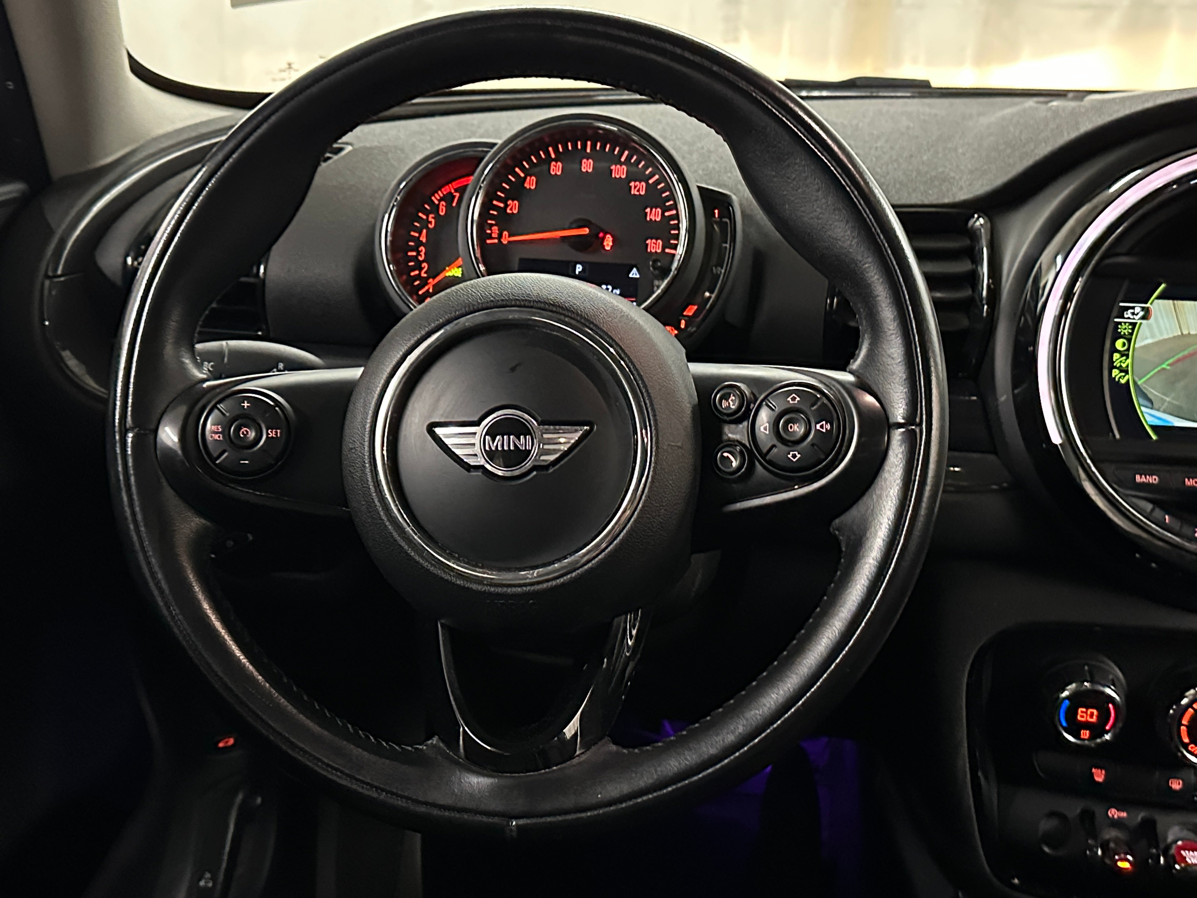 Thumbnail: 2018 MINI Cooper Clubman - 4