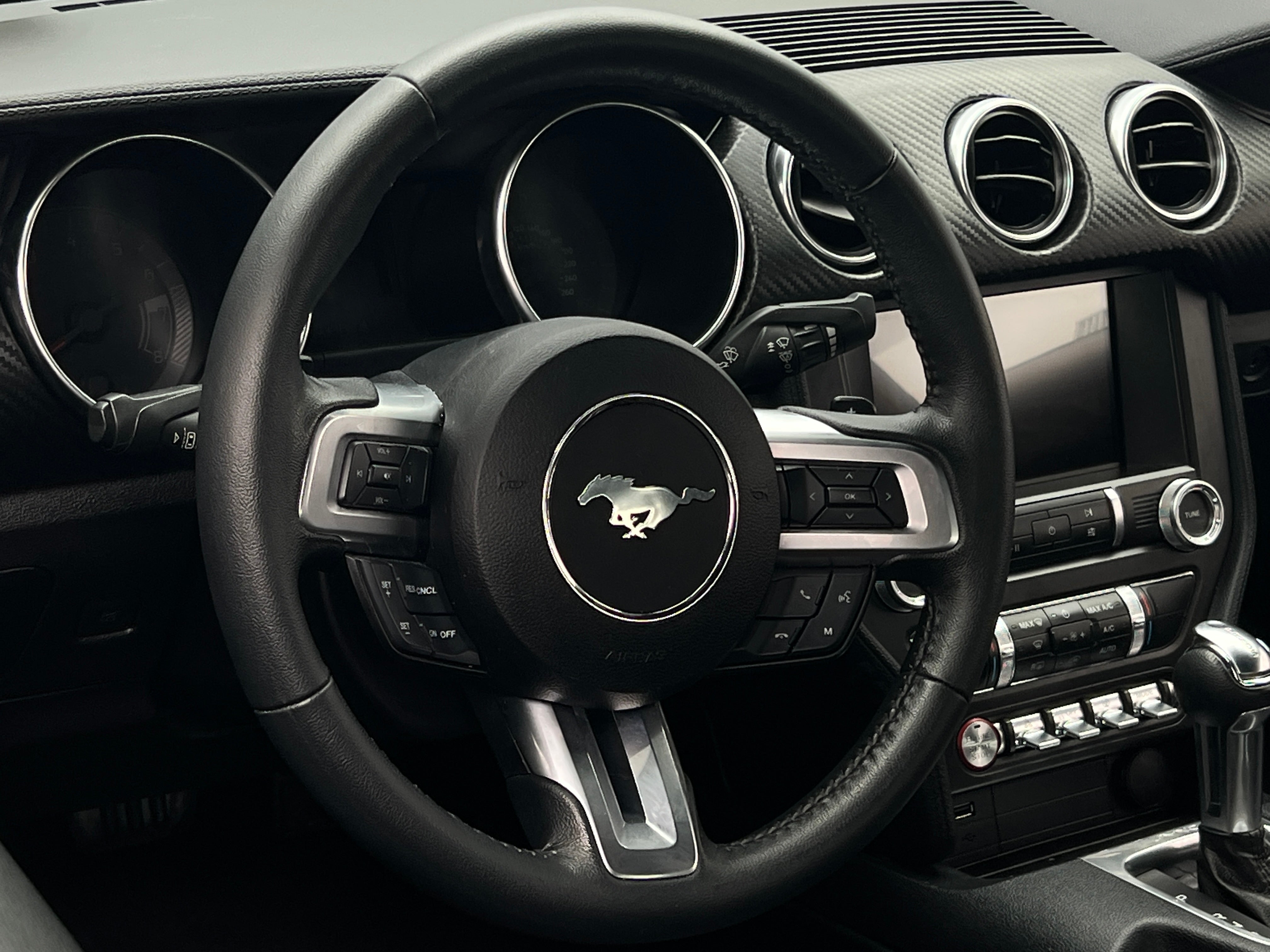 2021 Ford Mustang  4