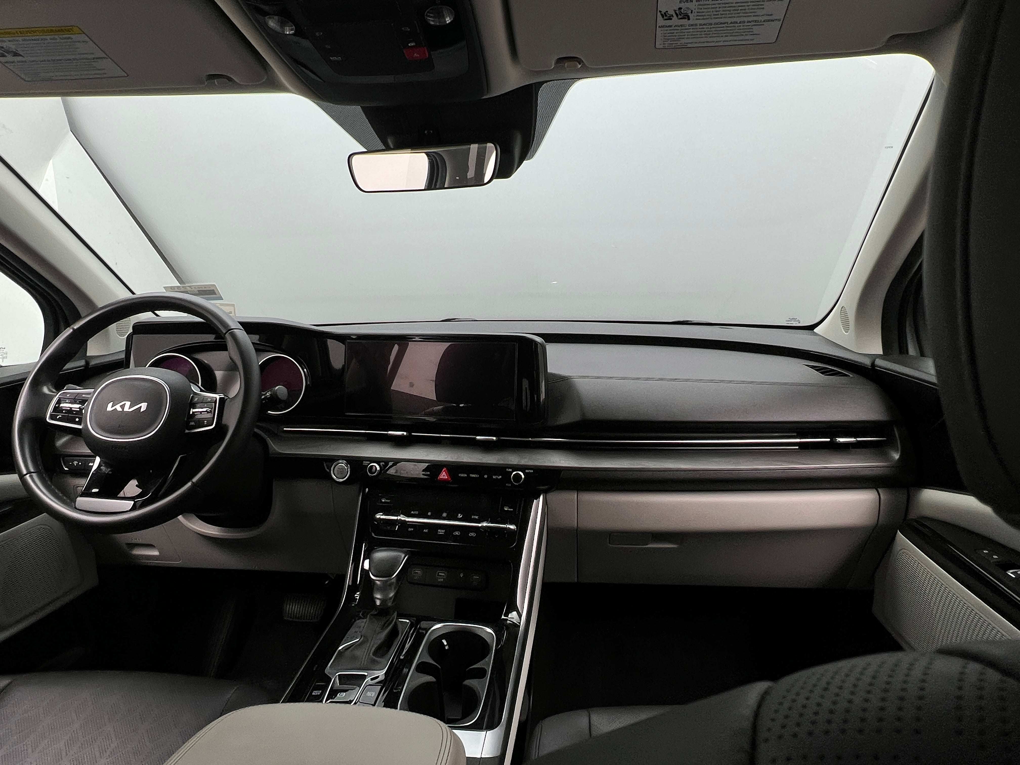 2024 Kia Carnival EX 2