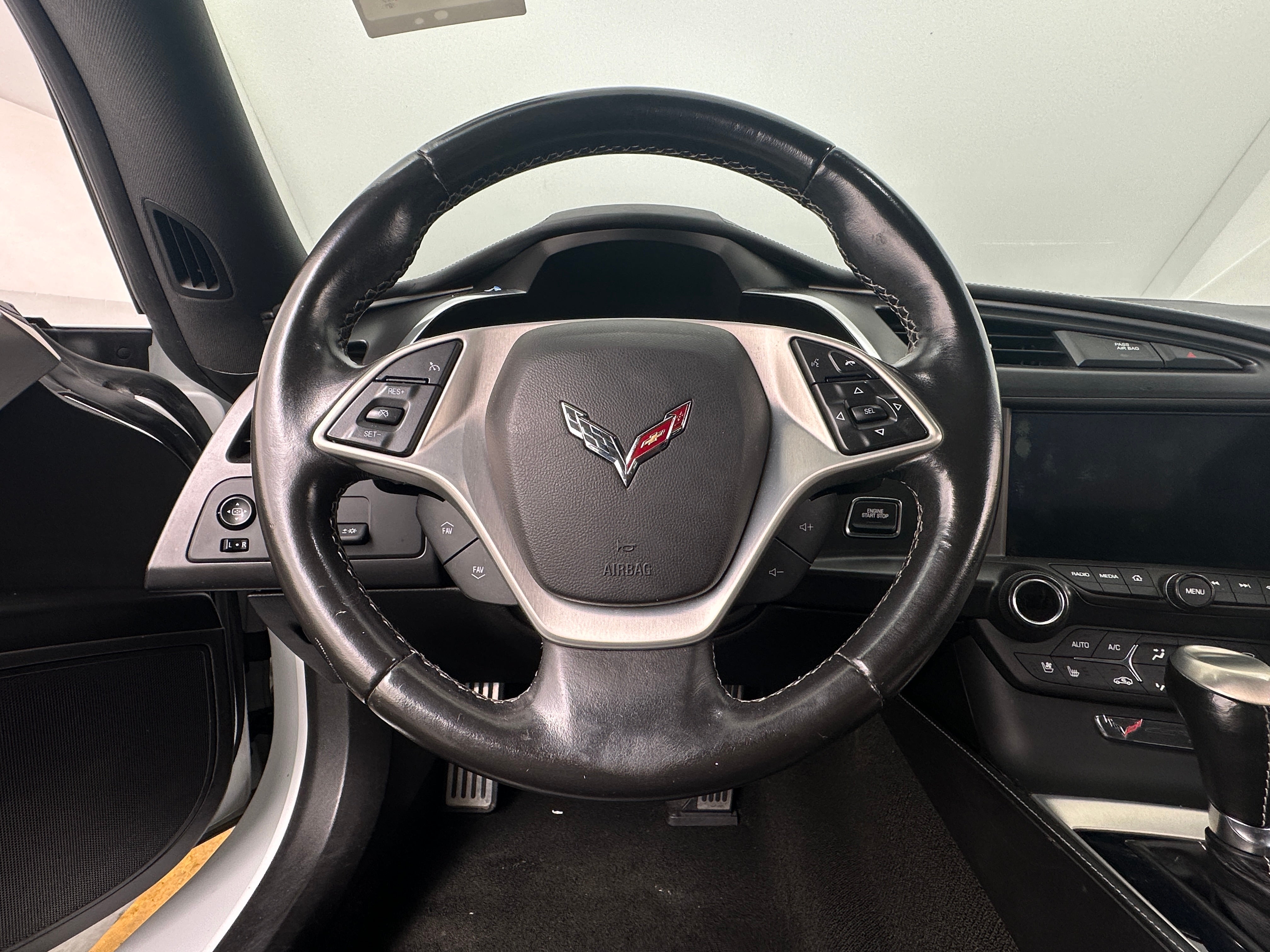 Thumbnail: 2014 Chevrolet Corvette - 3