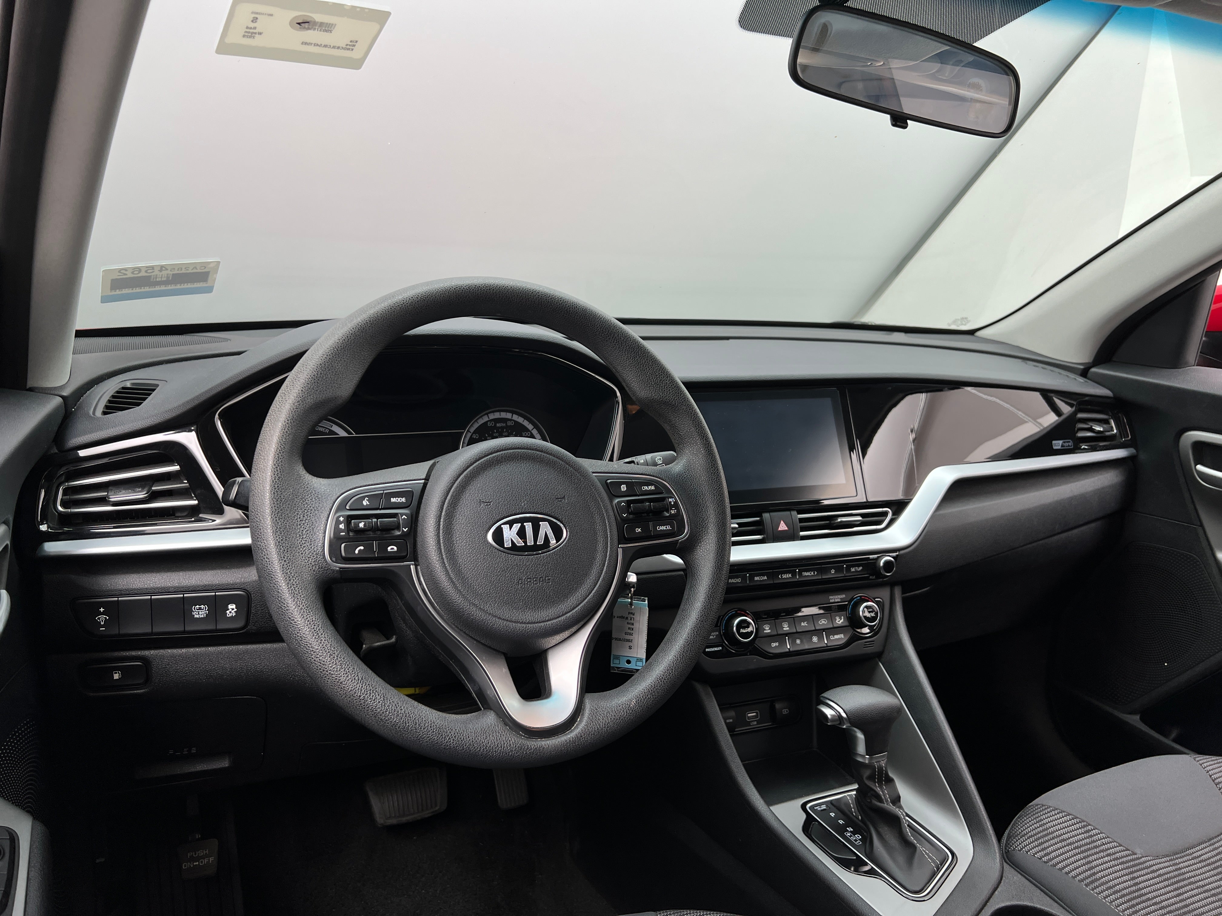 2020 Kia Niro LX 3