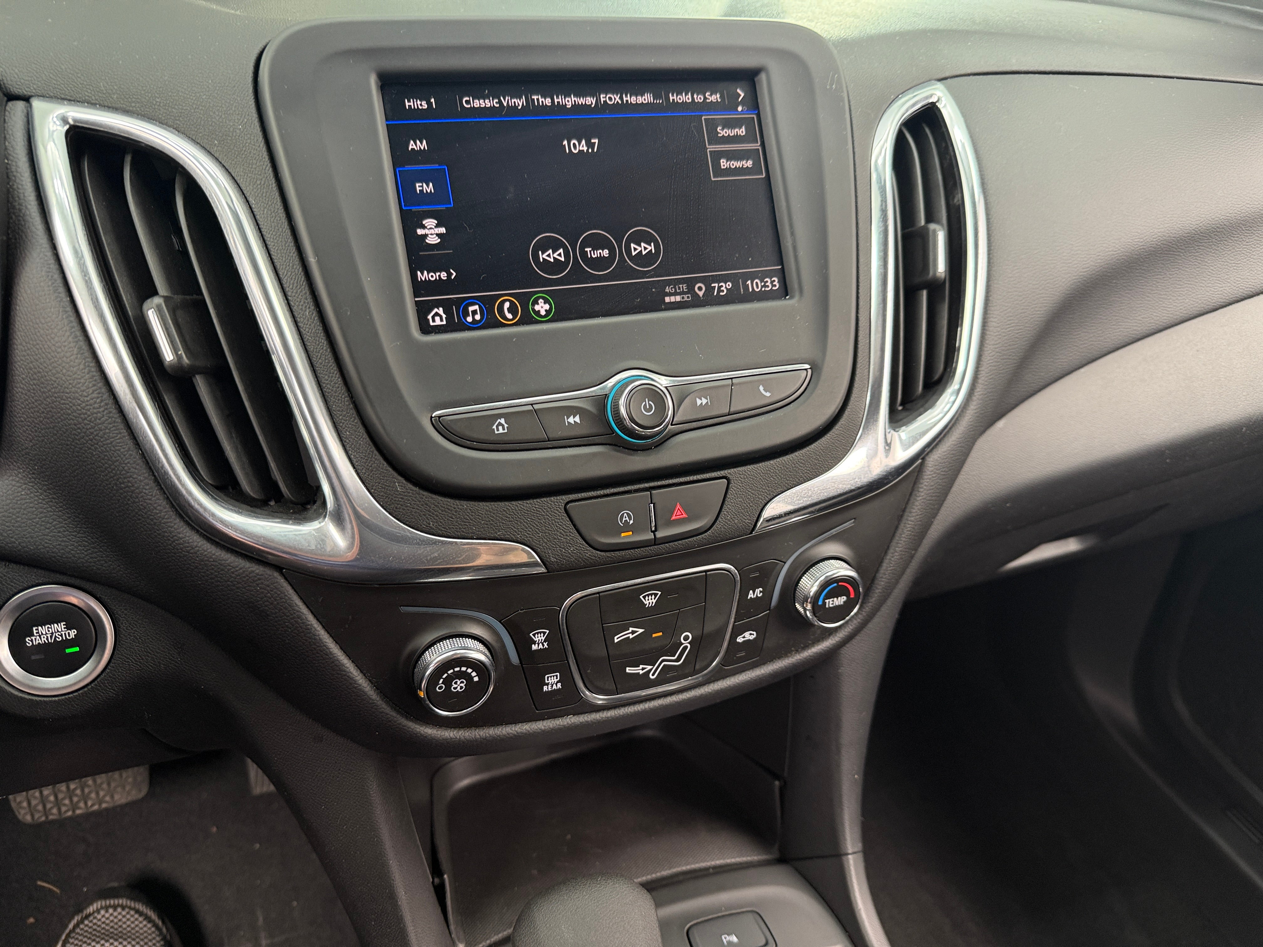 Thumbnail: 2023 Chevrolet Equinox - 4