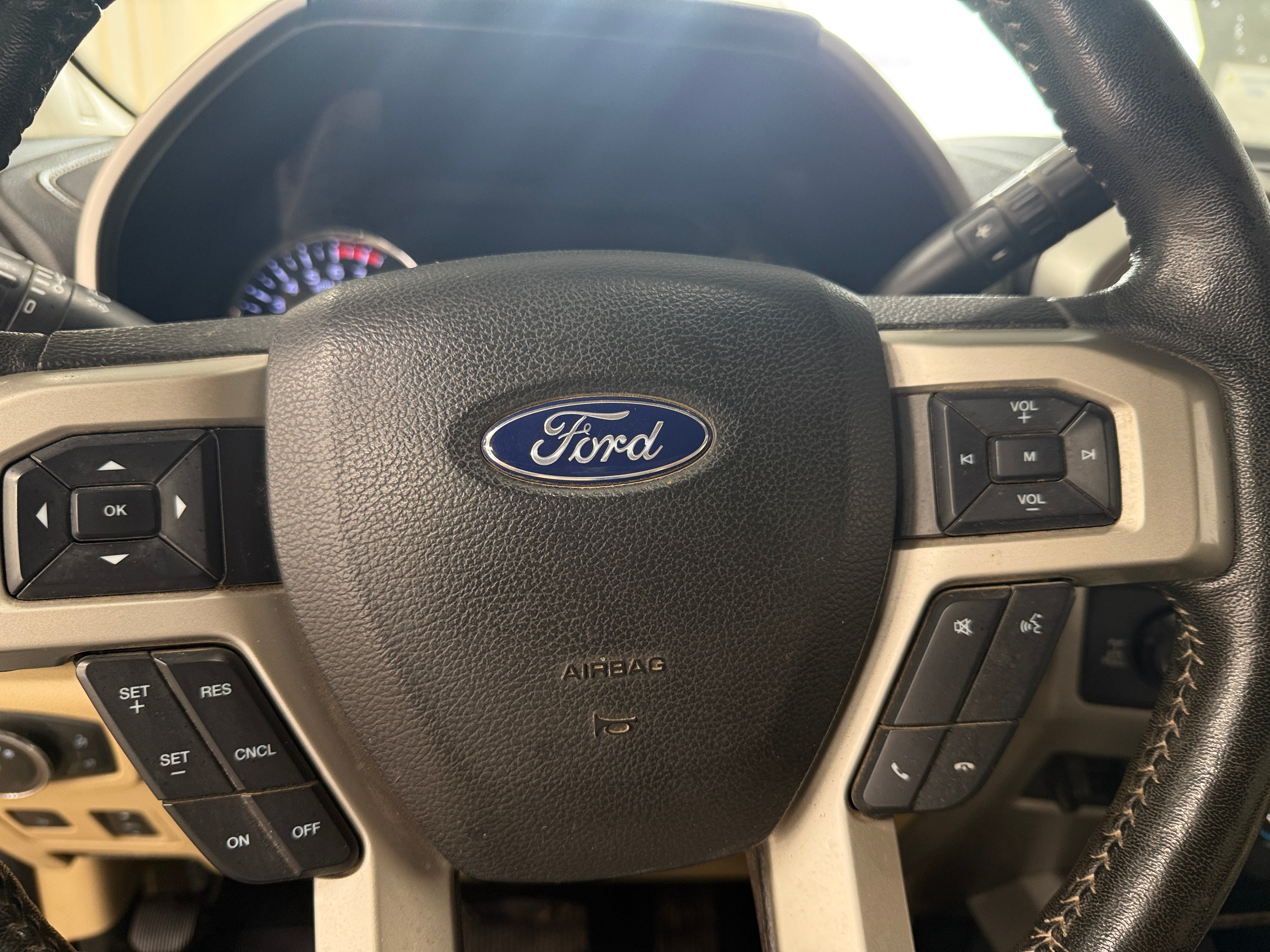 2019 Ford Econoline E-350 4