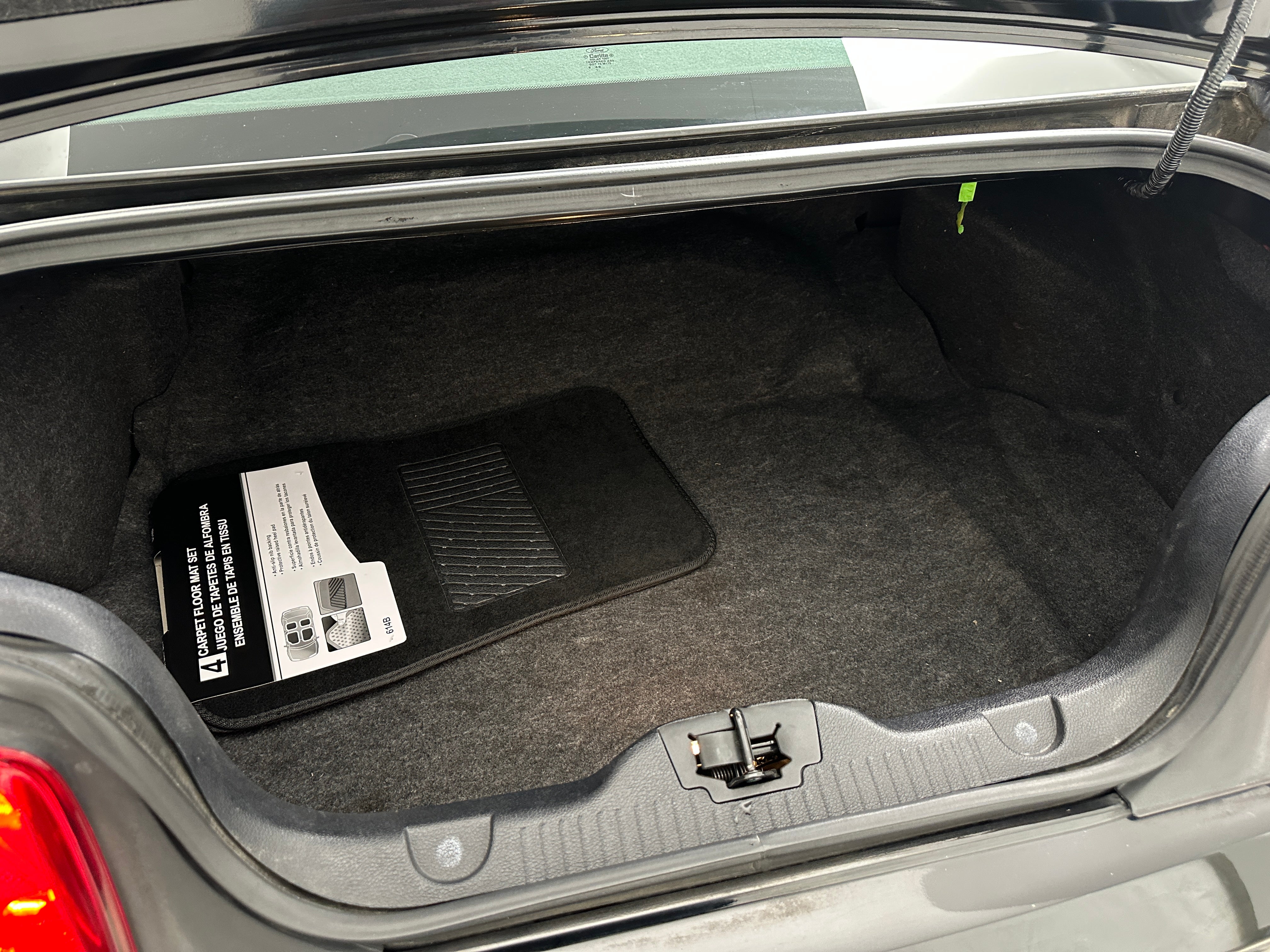 2011 Ford Mustang Base 5