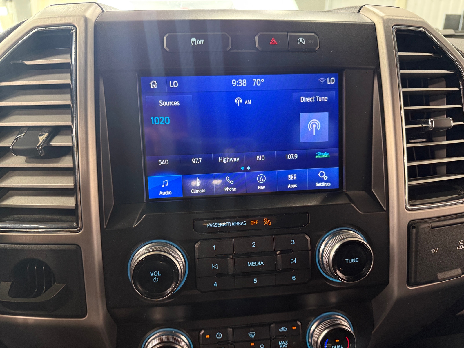 Thumbnail: 2019 Ford Econoline - 4