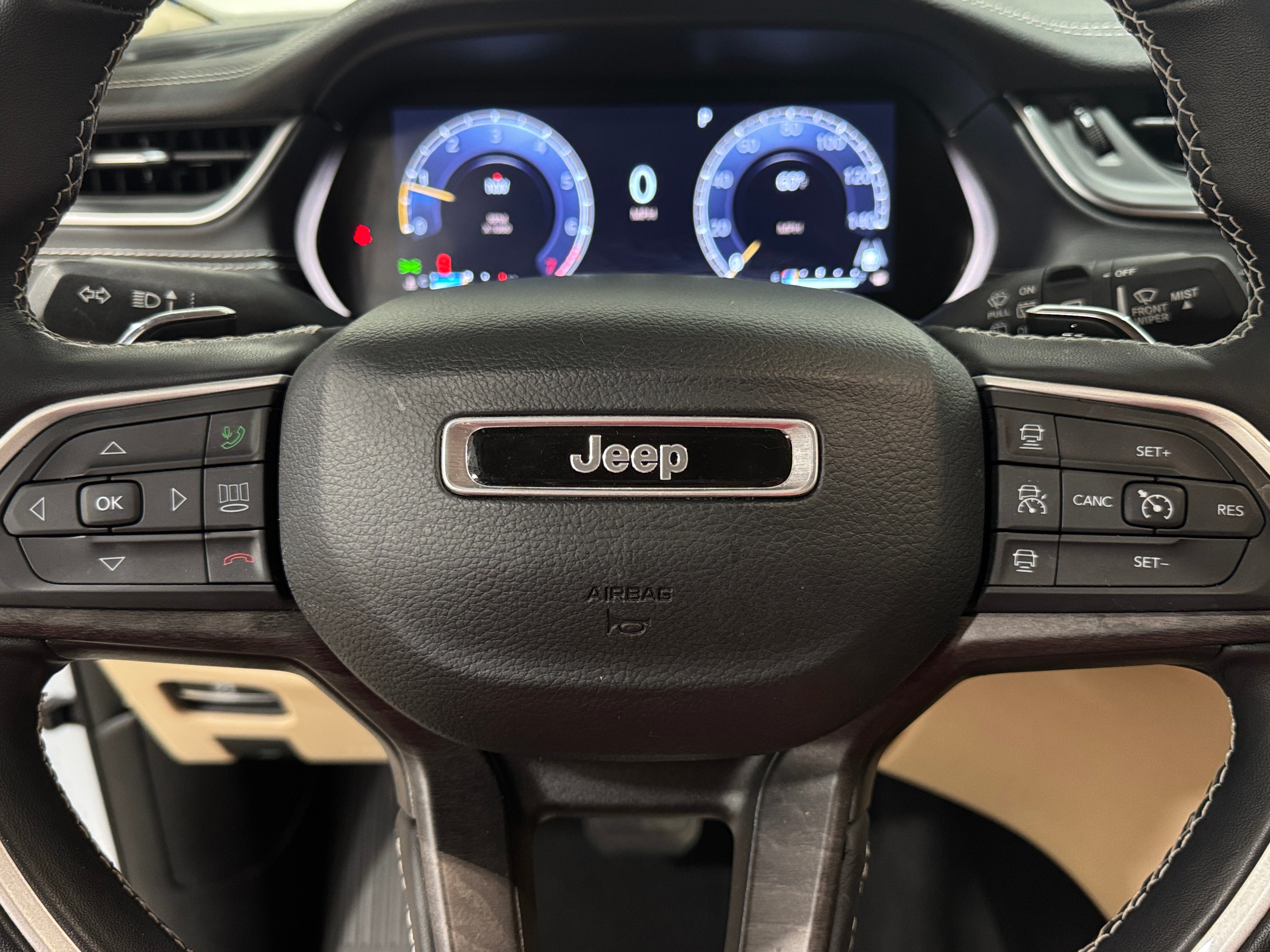 2022 Jeep Grand Cherokee L Limited Edition 4