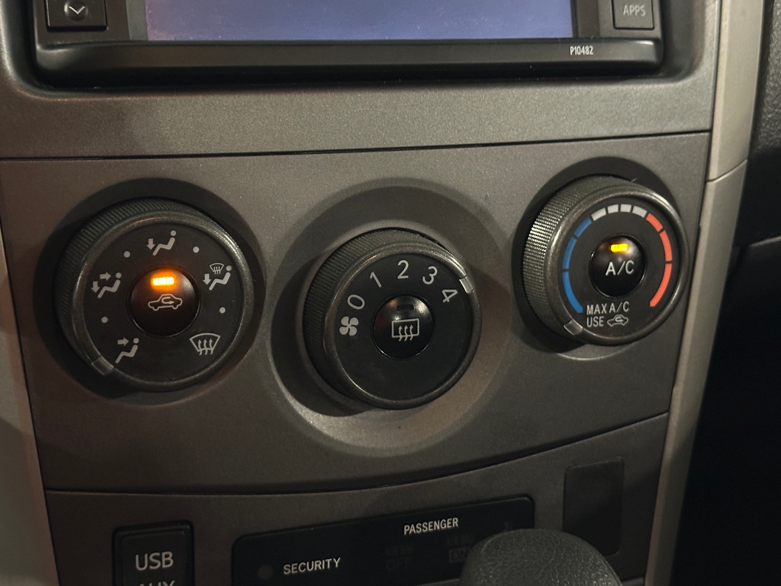 Thumbnail: 2013 Toyota Corolla - 4