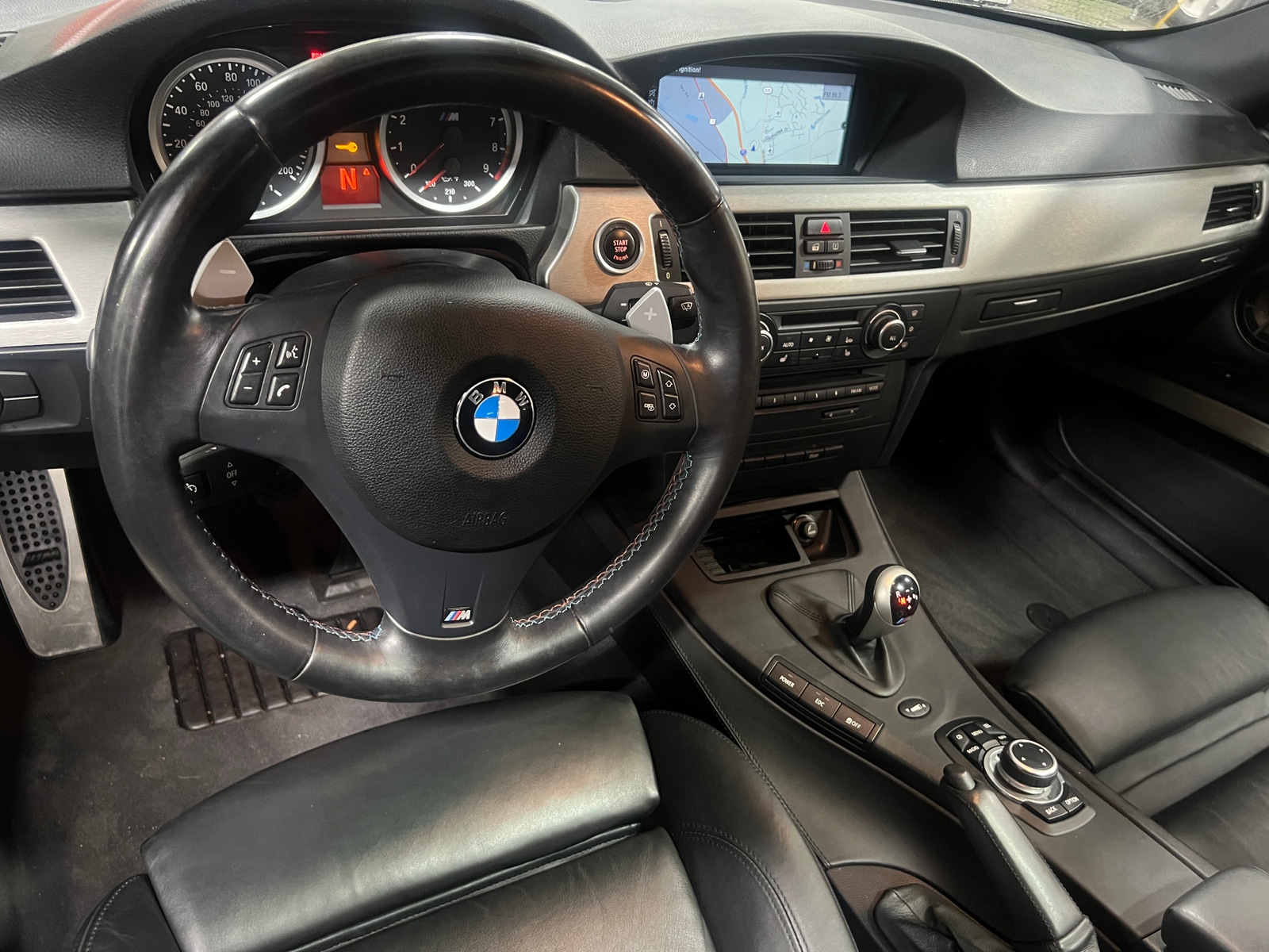 Thumbnail: 2011 BMW M3 - 3