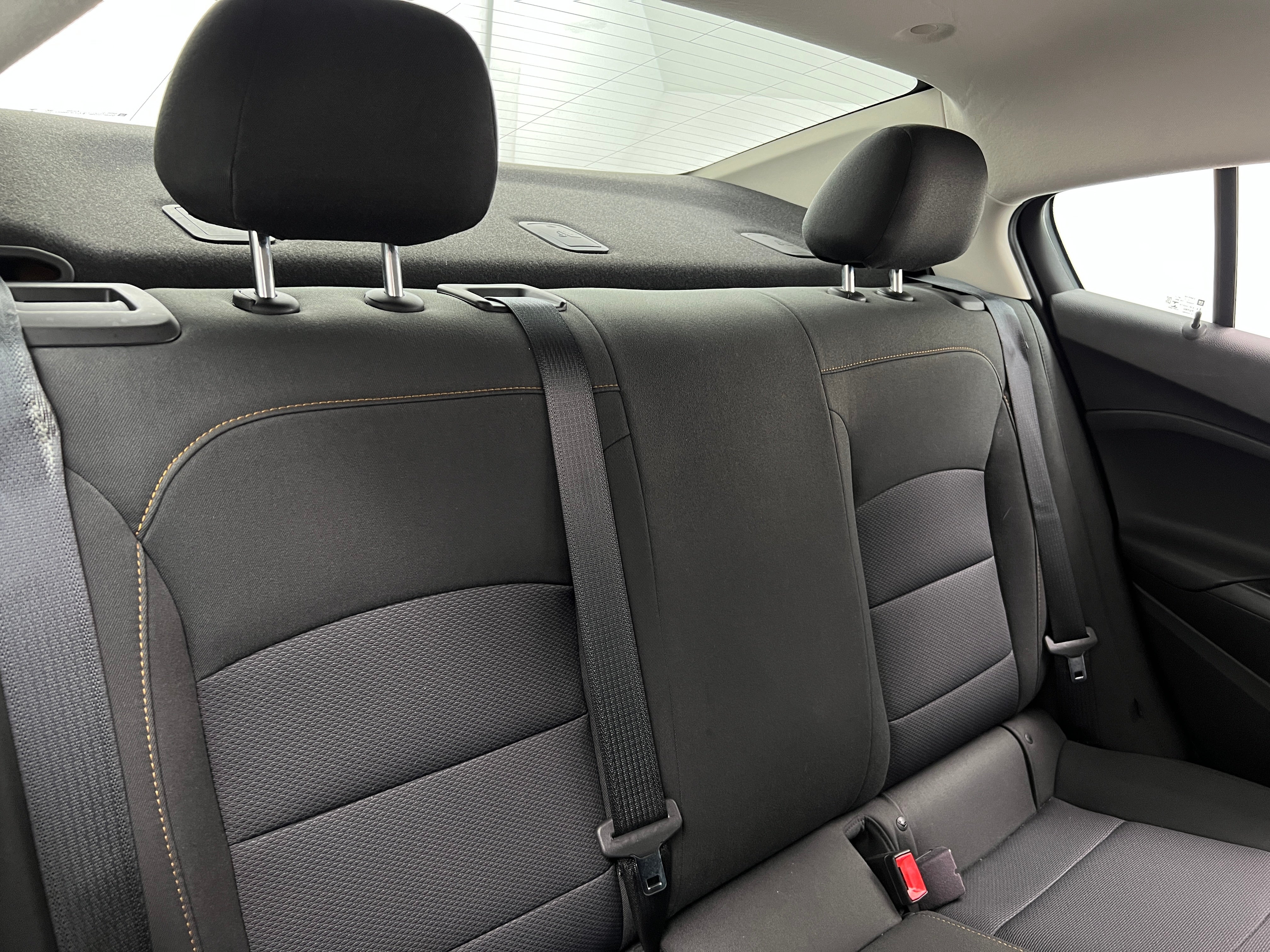 2018 Chevrolet Cruze LS 6