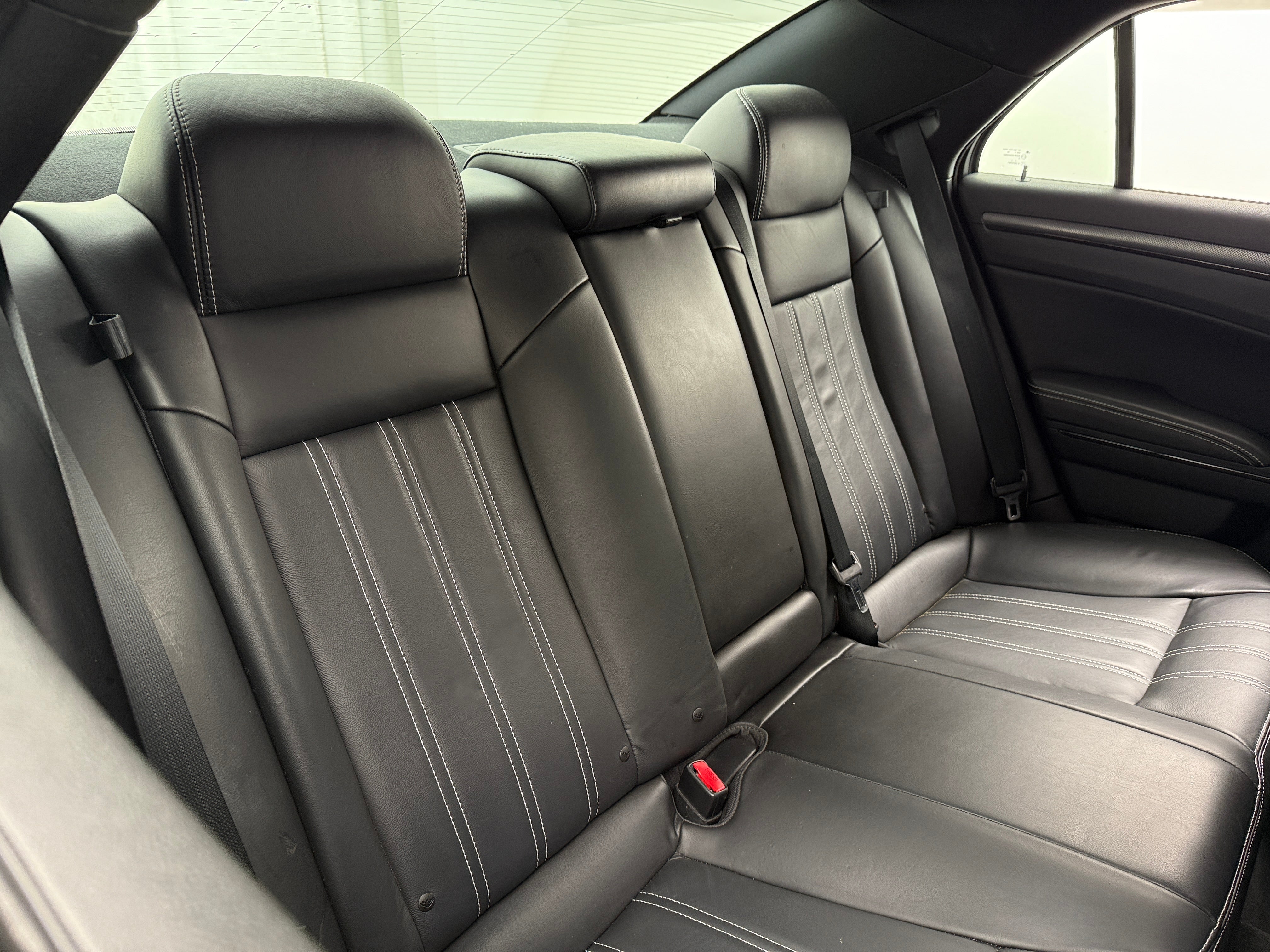 2013 Chrysler 300 S 5