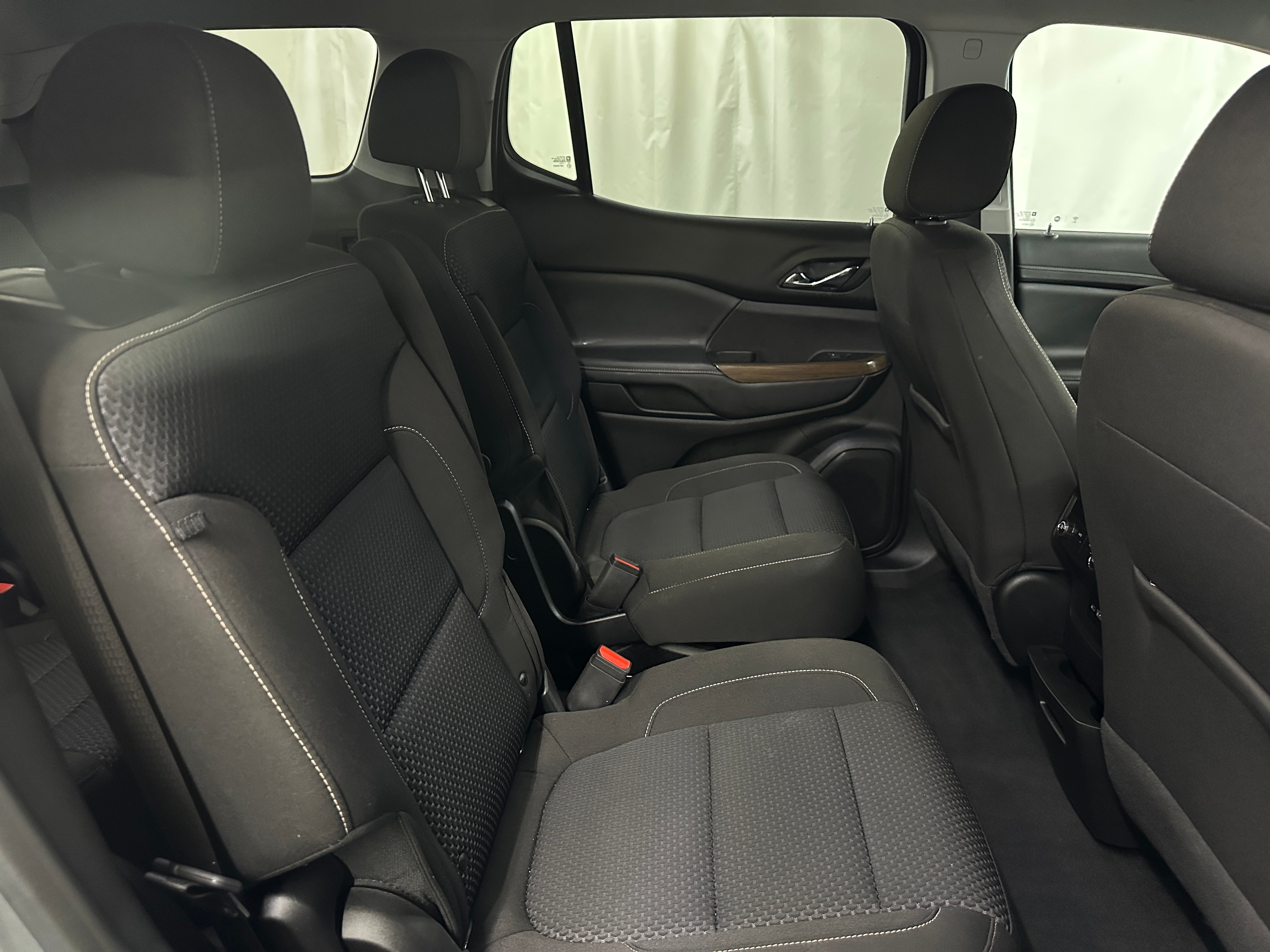 Thumbnail: 2023 GMC Acadia - 6