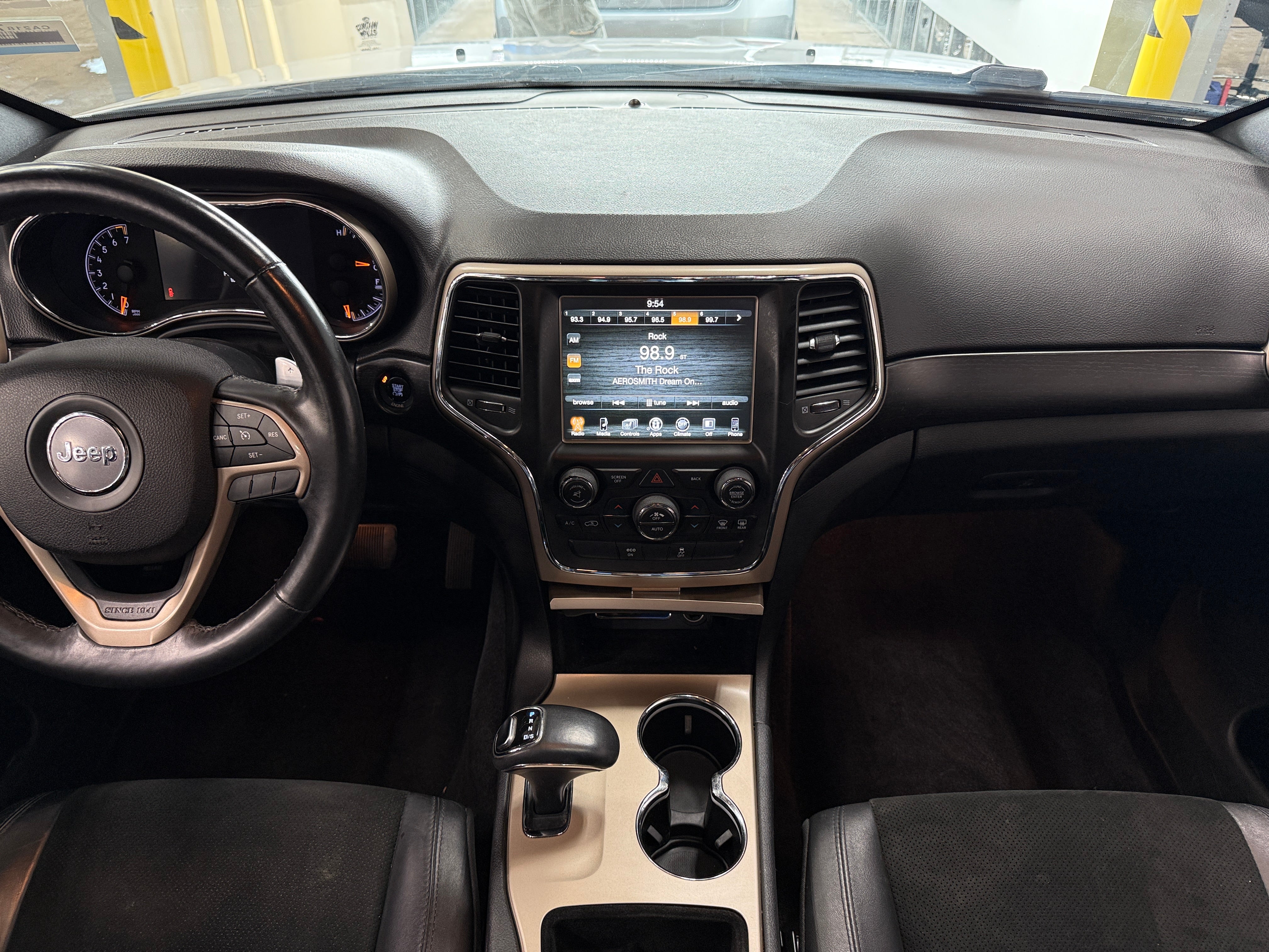 2014 Jeep Grand Cherokee Altitude 3