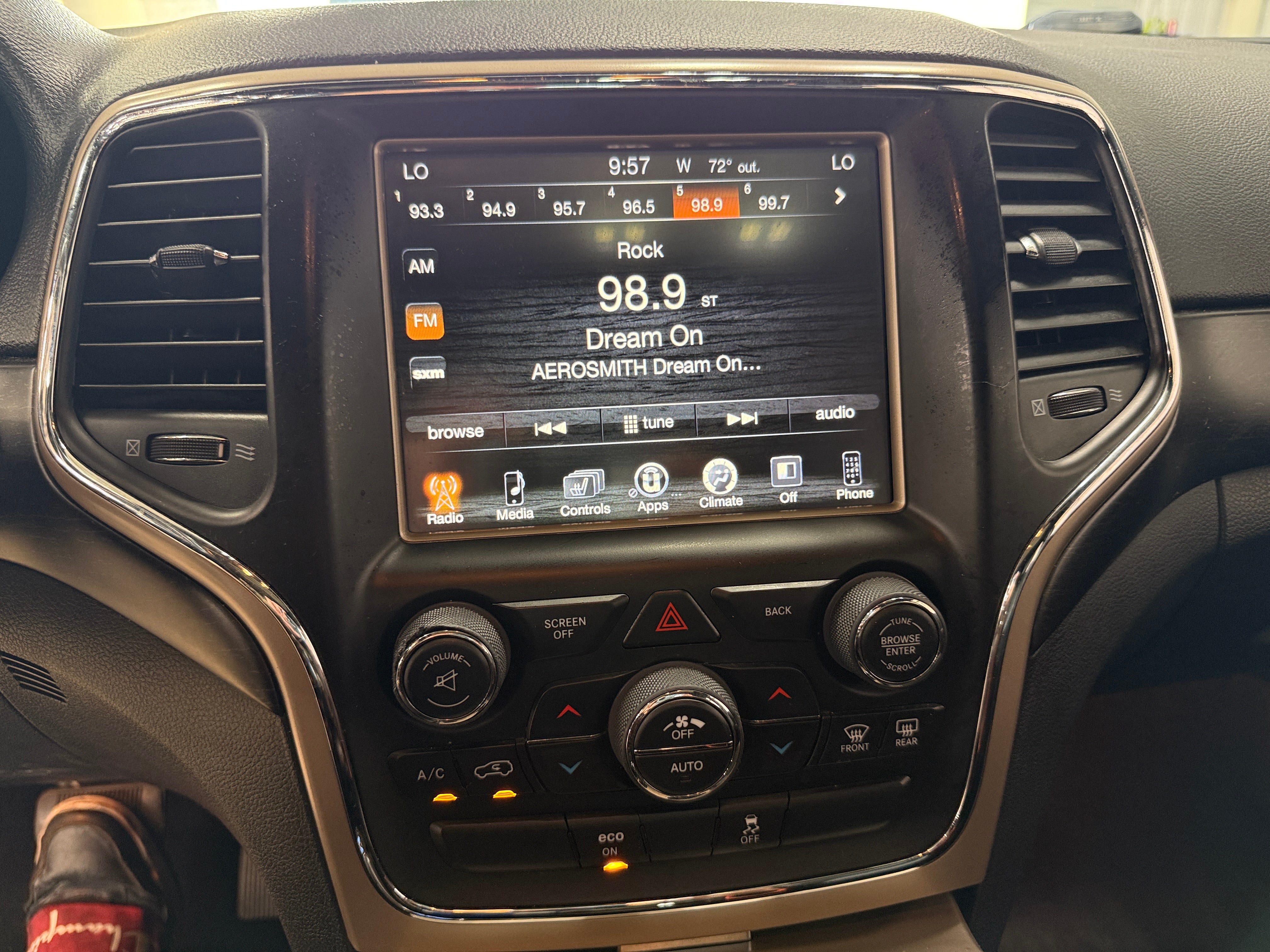 2014 Jeep Grand Cherokee Altitude 4
