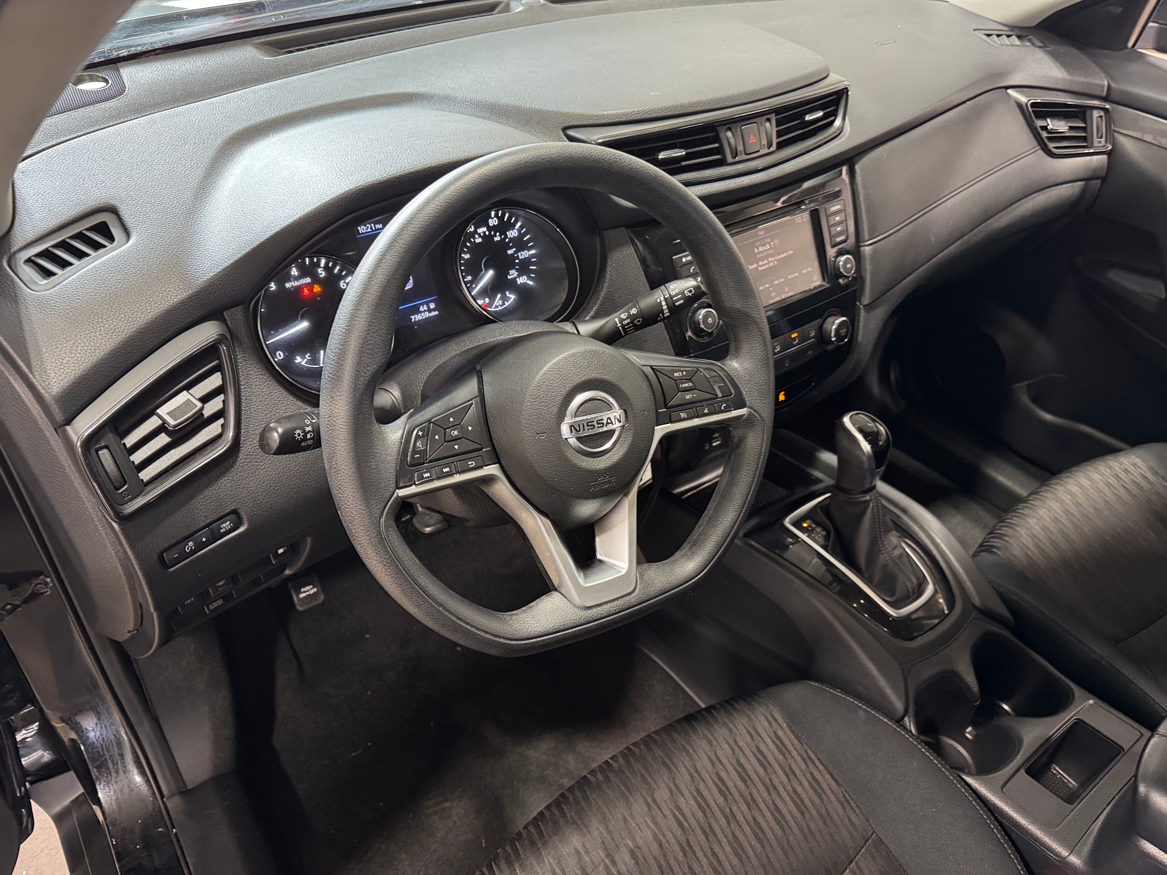 2019 Nissan Rogue S 3