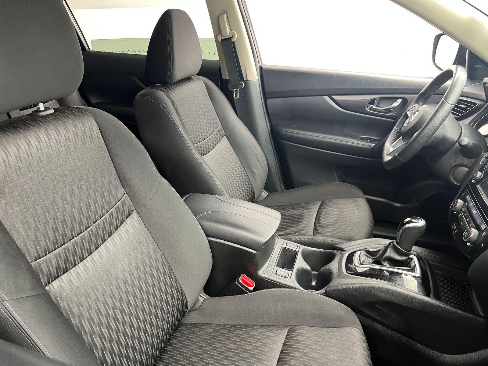 Thumbnail: 2020 Nissan Rogue - 2