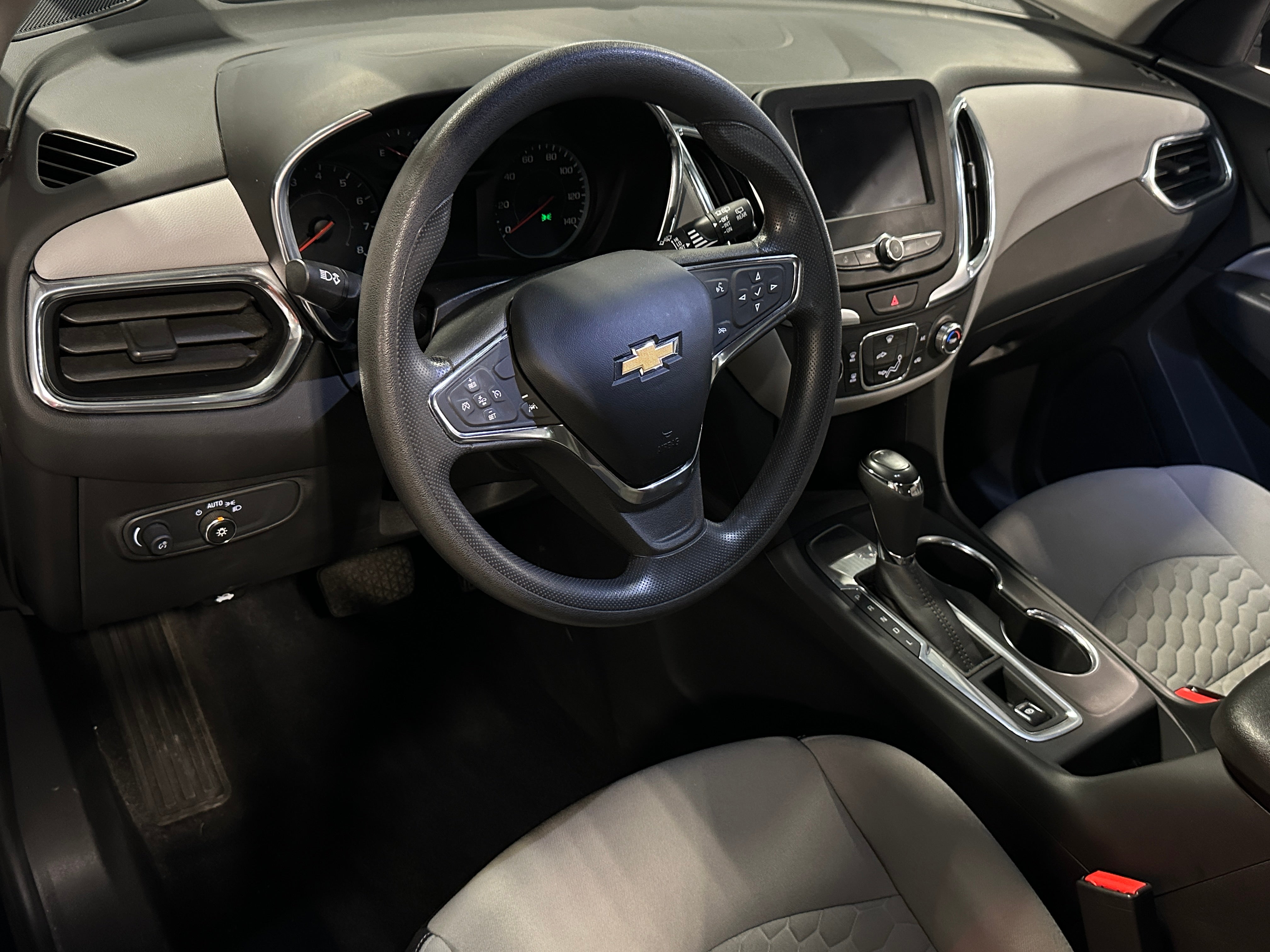 2021 Chevrolet Equinox LS 3