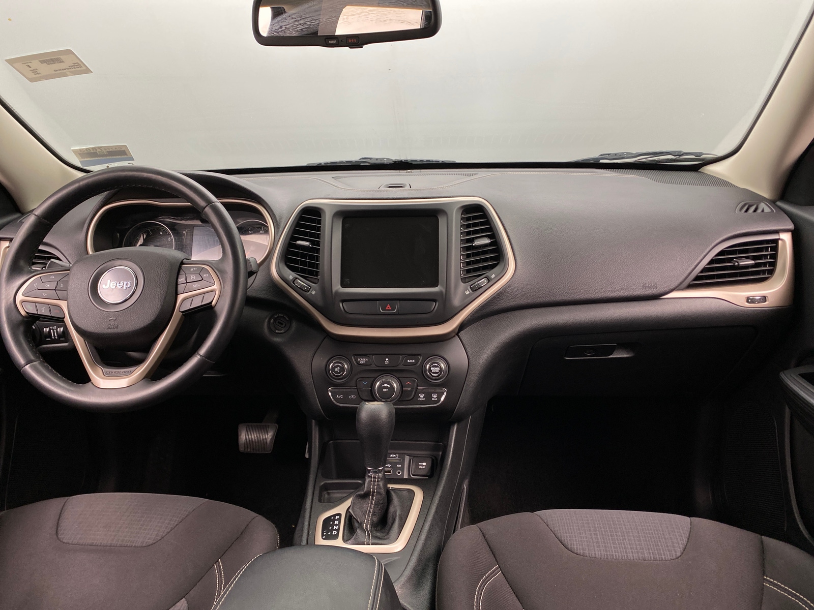 Thumbnail: 2015 Jeep Cherokee - 3