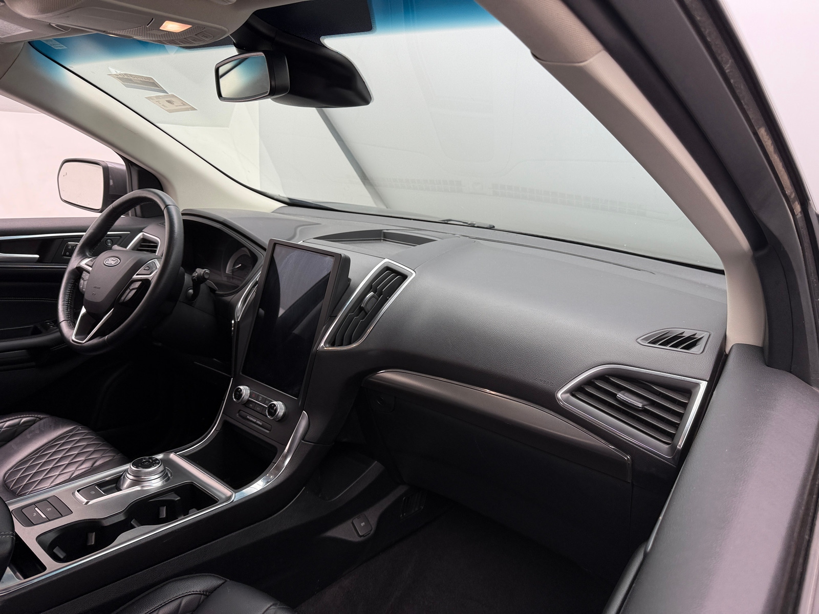 Thumbnail: 2024 Ford Edge - 3
