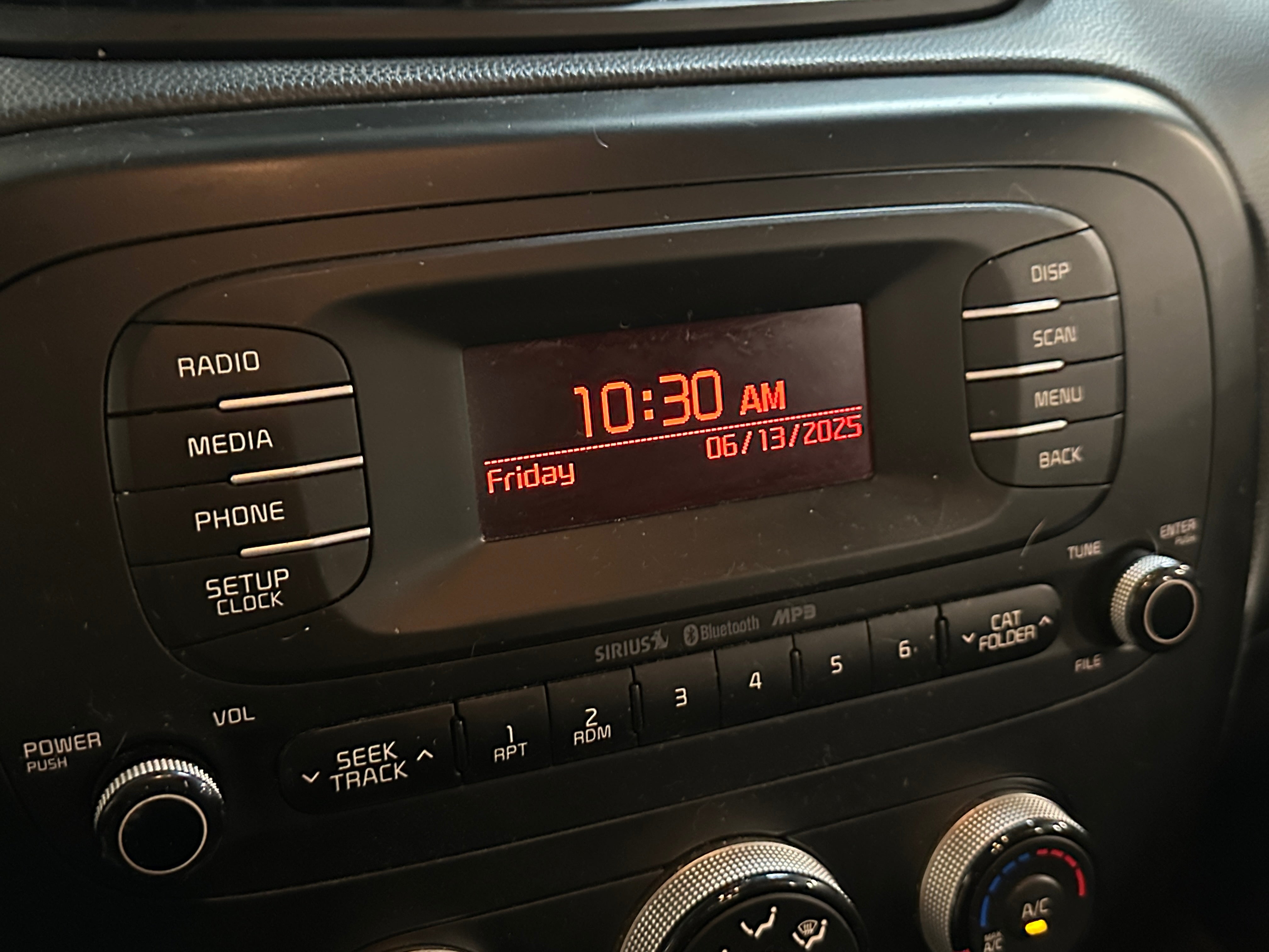 Thumbnail: 2015 Kia Soul - 4