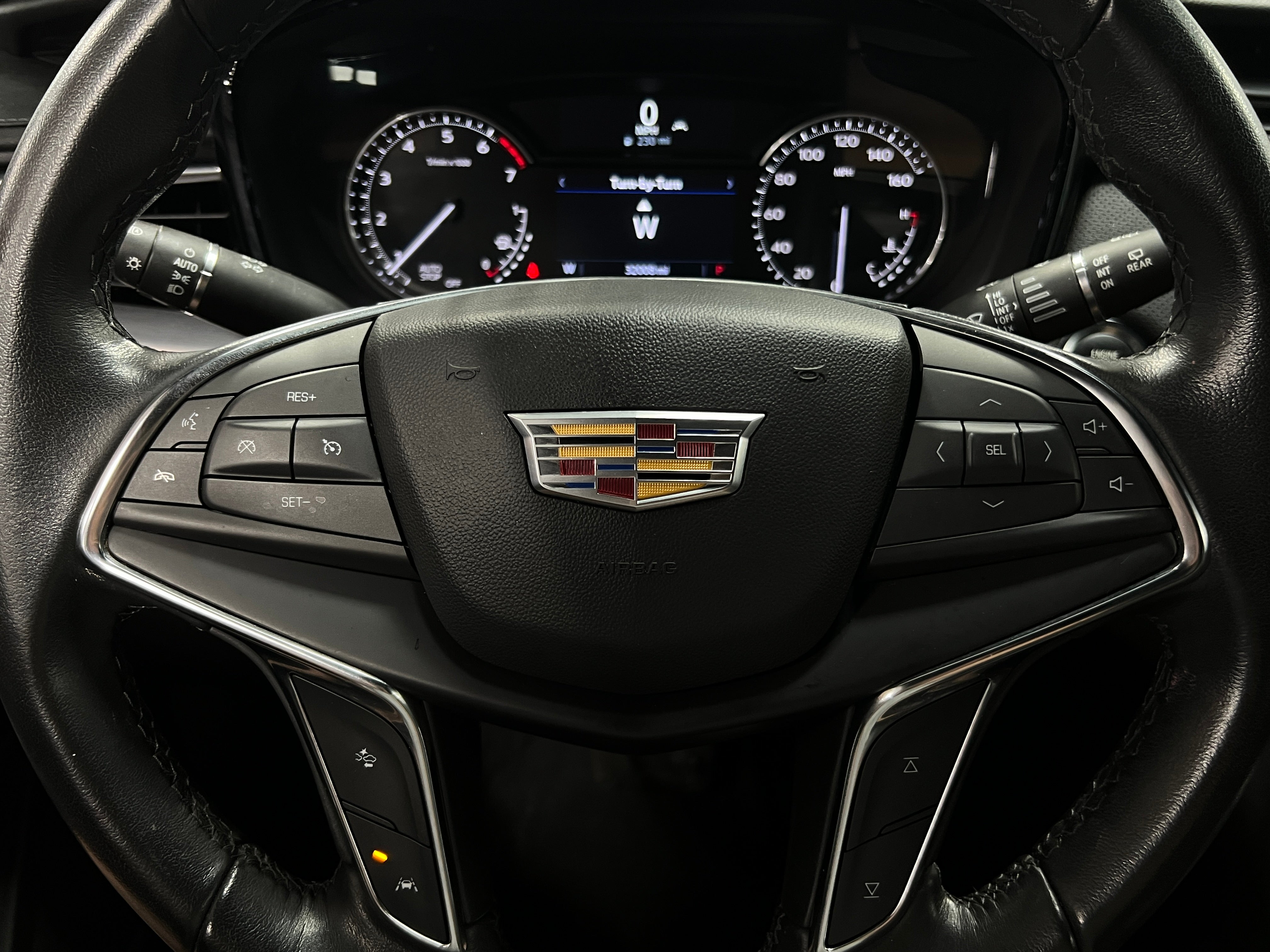 Thumbnail: 2021 Cadillac XT5 - 4