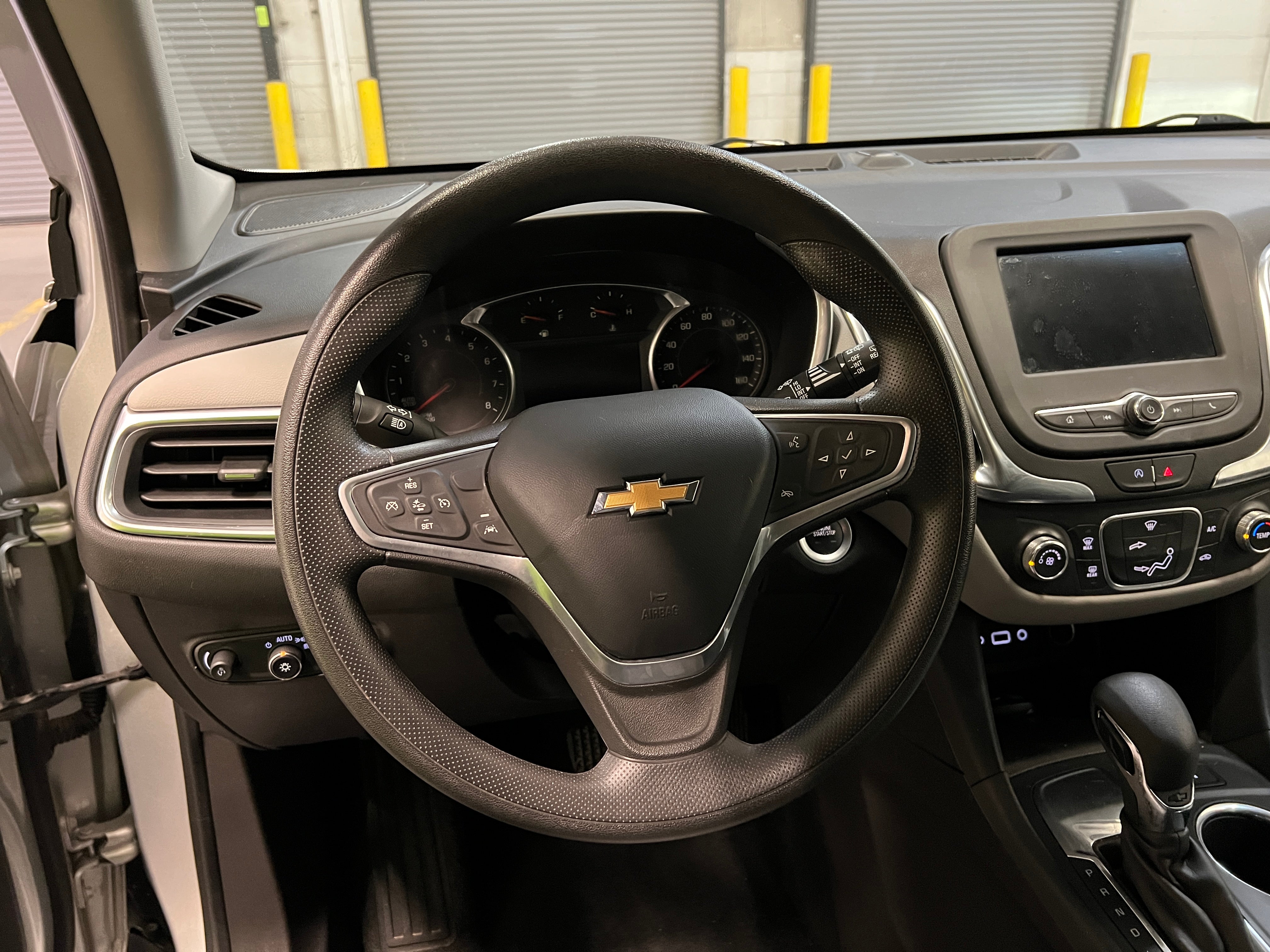 Thumbnail: 2022 Chevrolet Equinox - 5