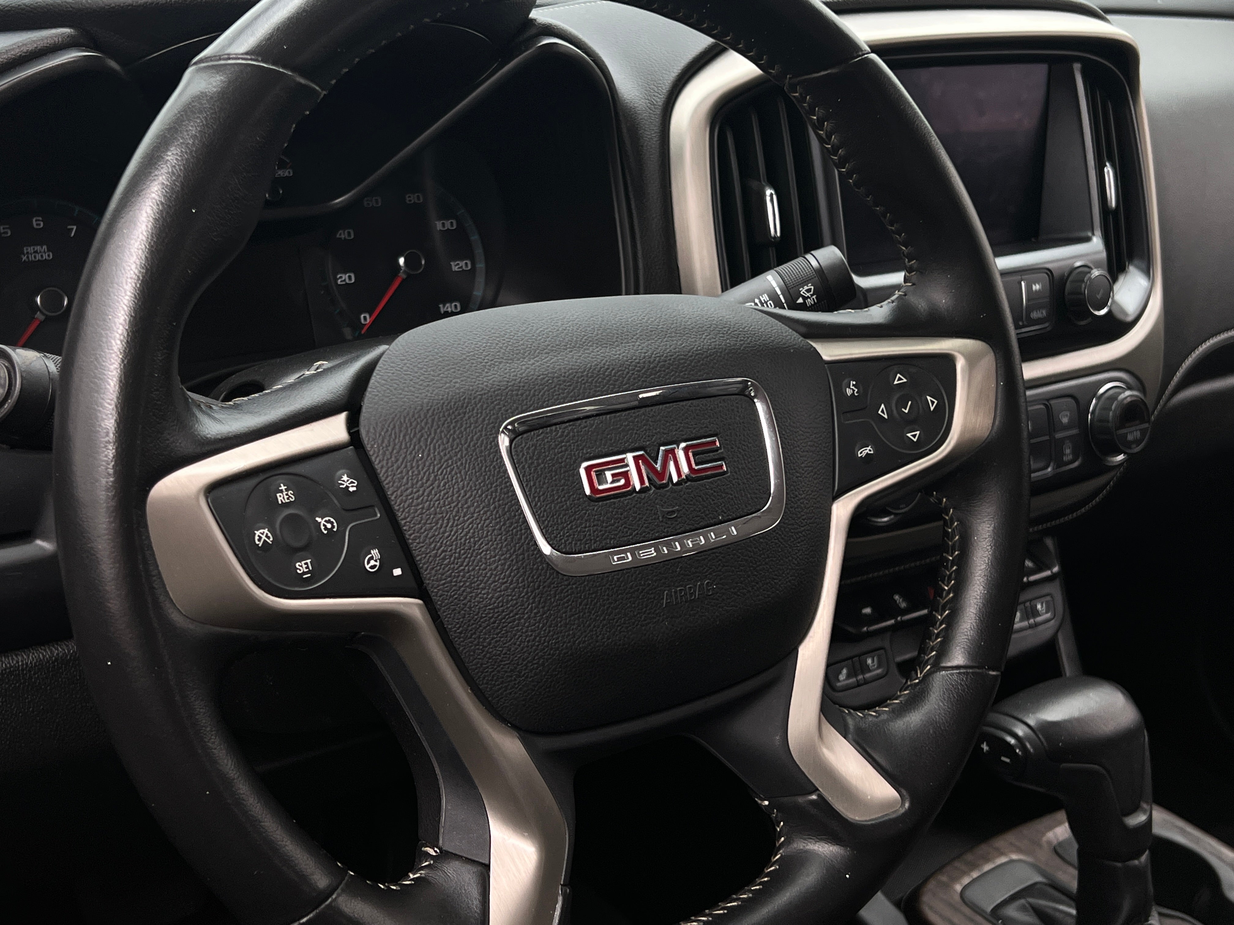 2021 GMC Canyon Denali 4