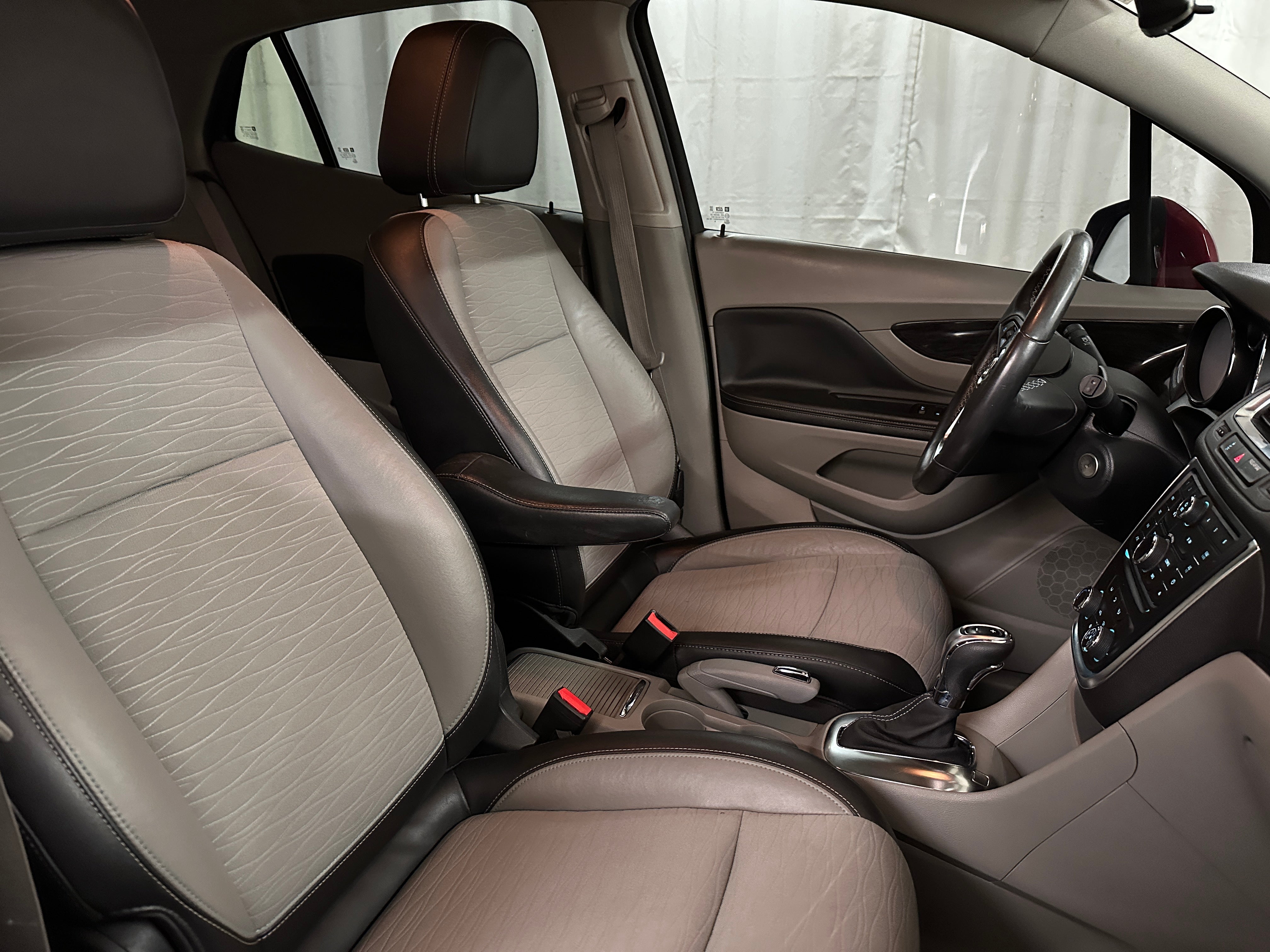 Thumbnail: 2016 Buick Encore - 2