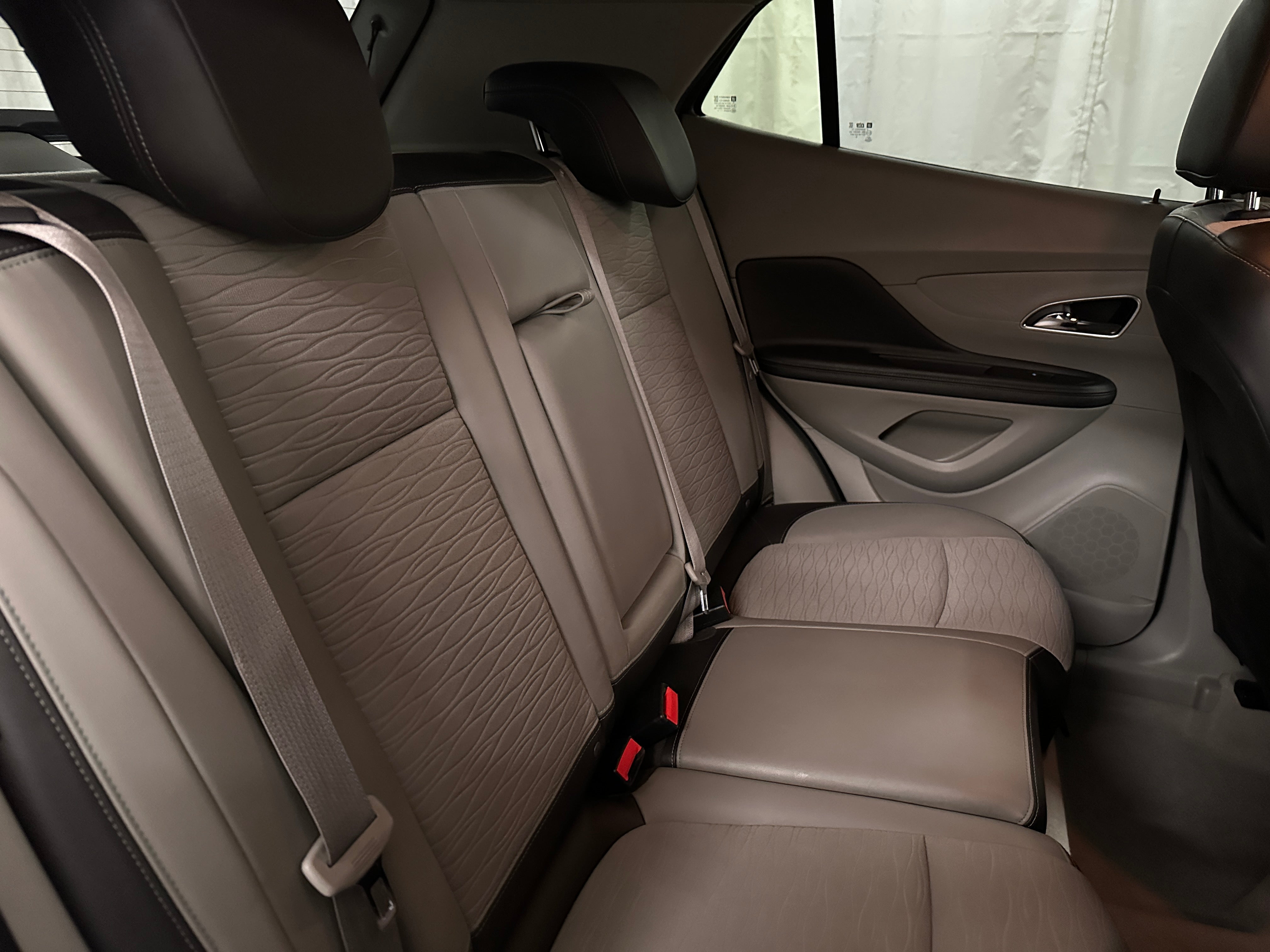 Thumbnail: 2016 Buick Encore - 6