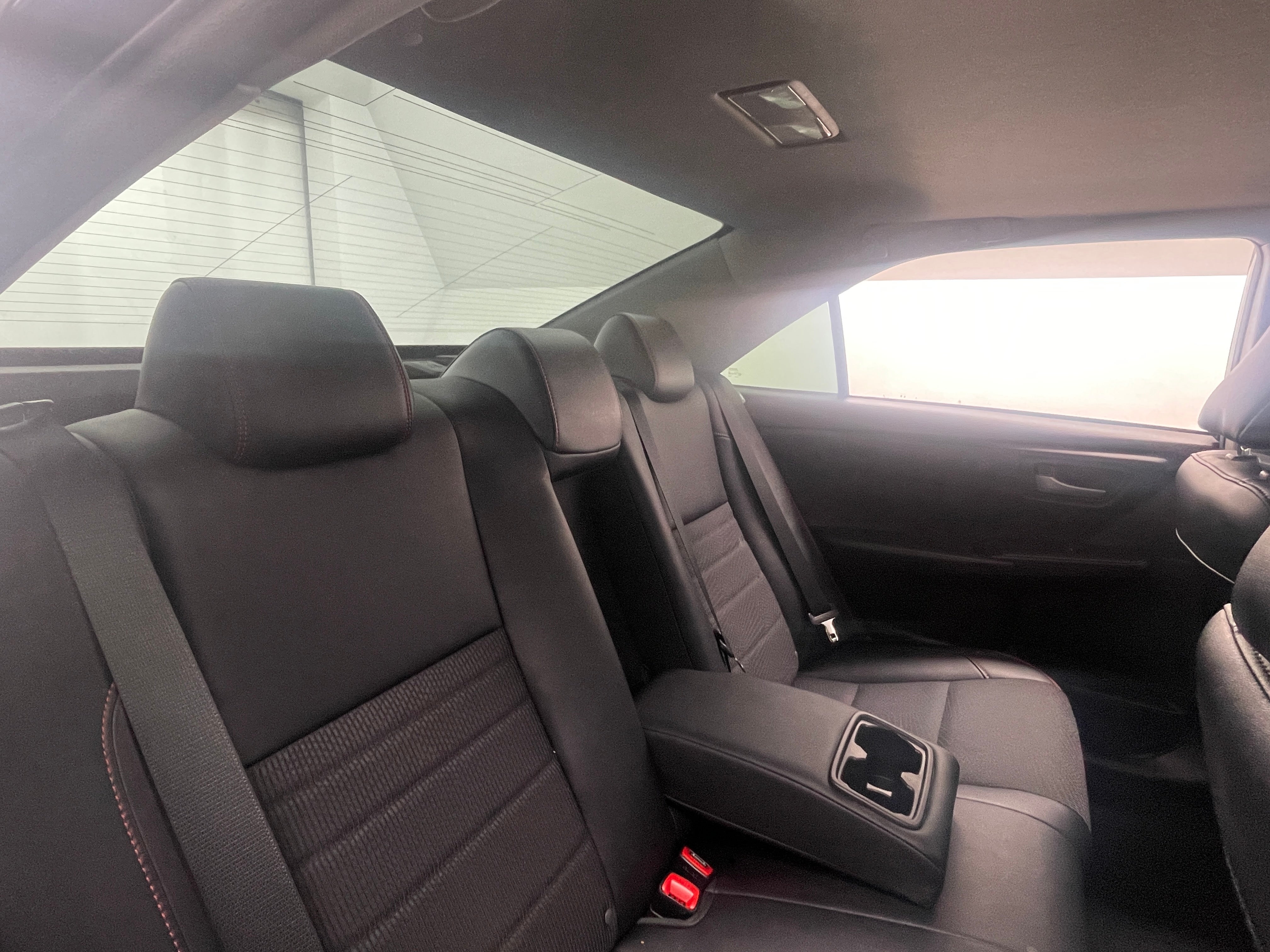 2017 Toyota Camry SE 6