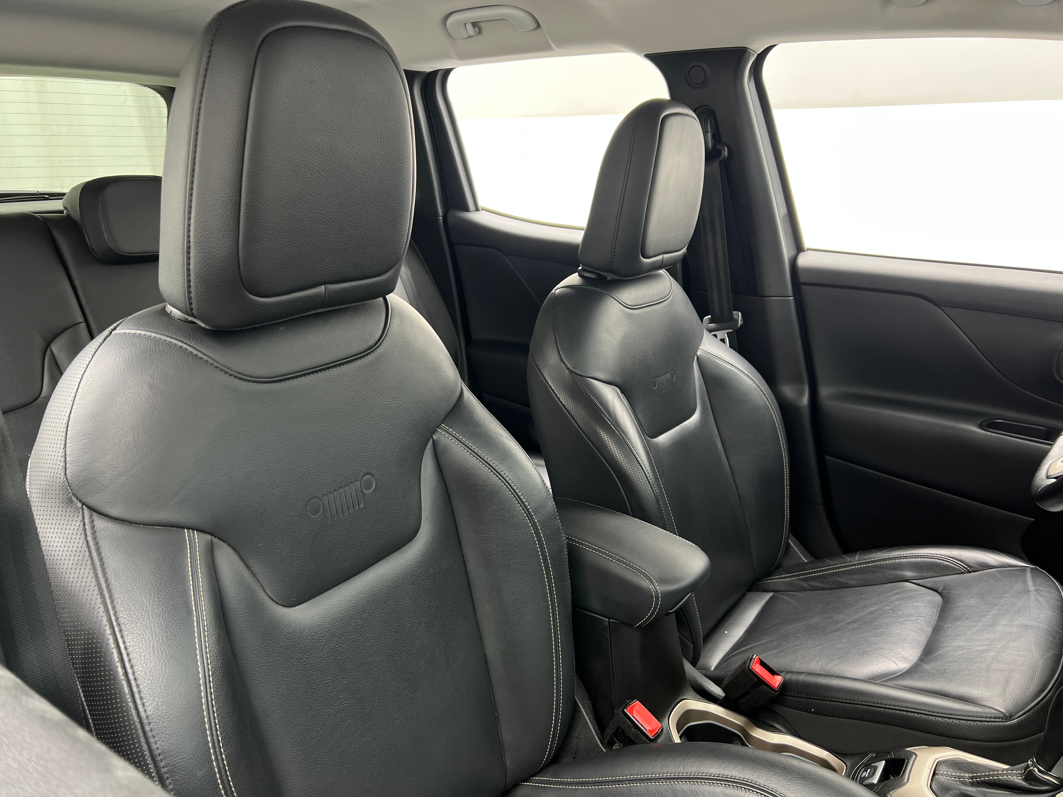 2017 Jeep Renegade Limited 2