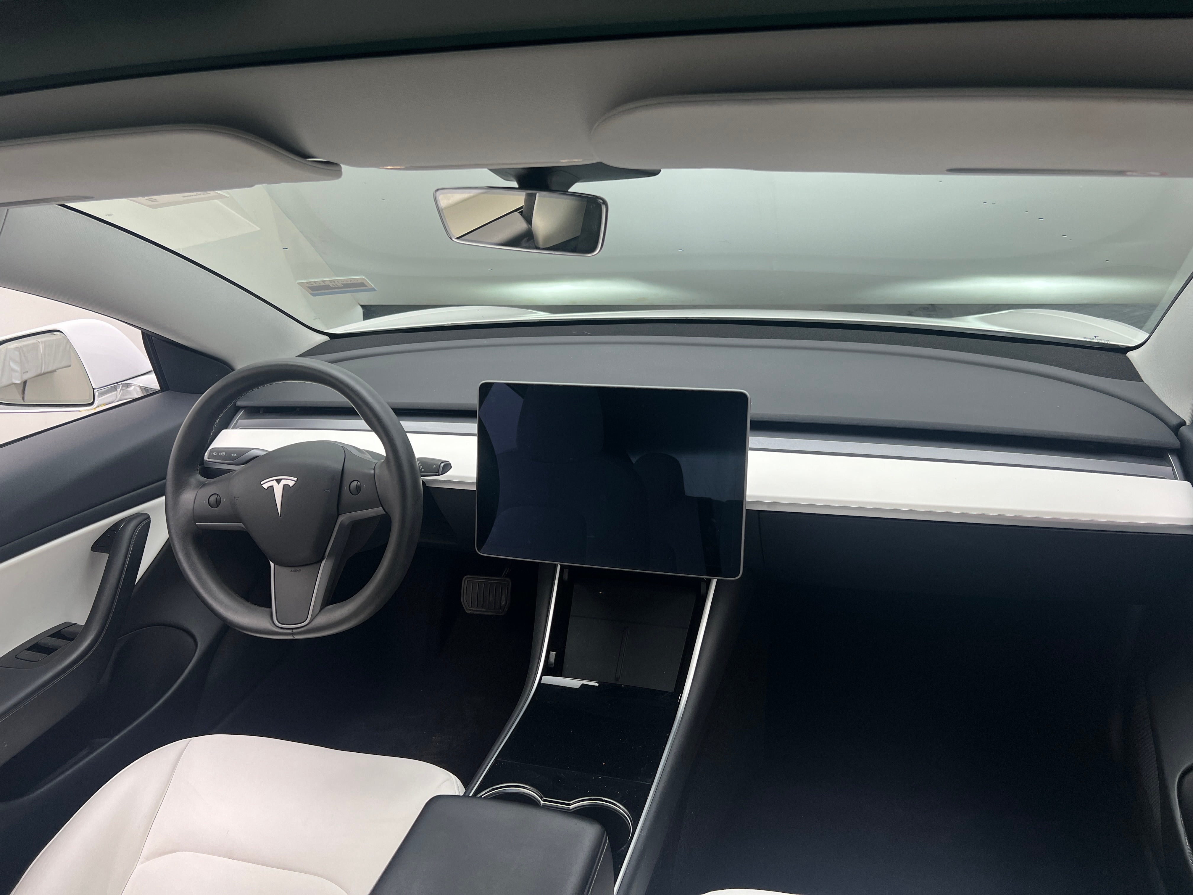 2020 Tesla Model 3 Standard Range 2
