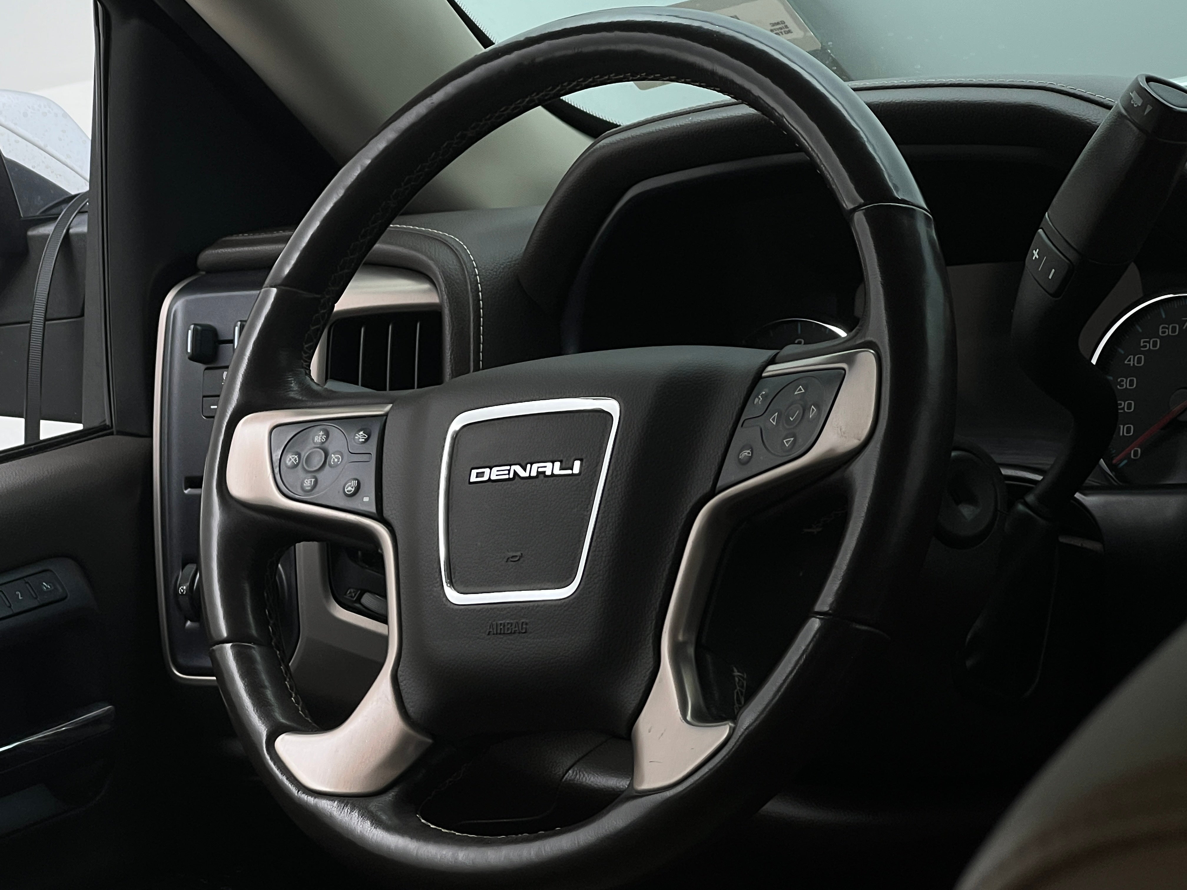 2018 GMC Sierra 1500 Denali 4