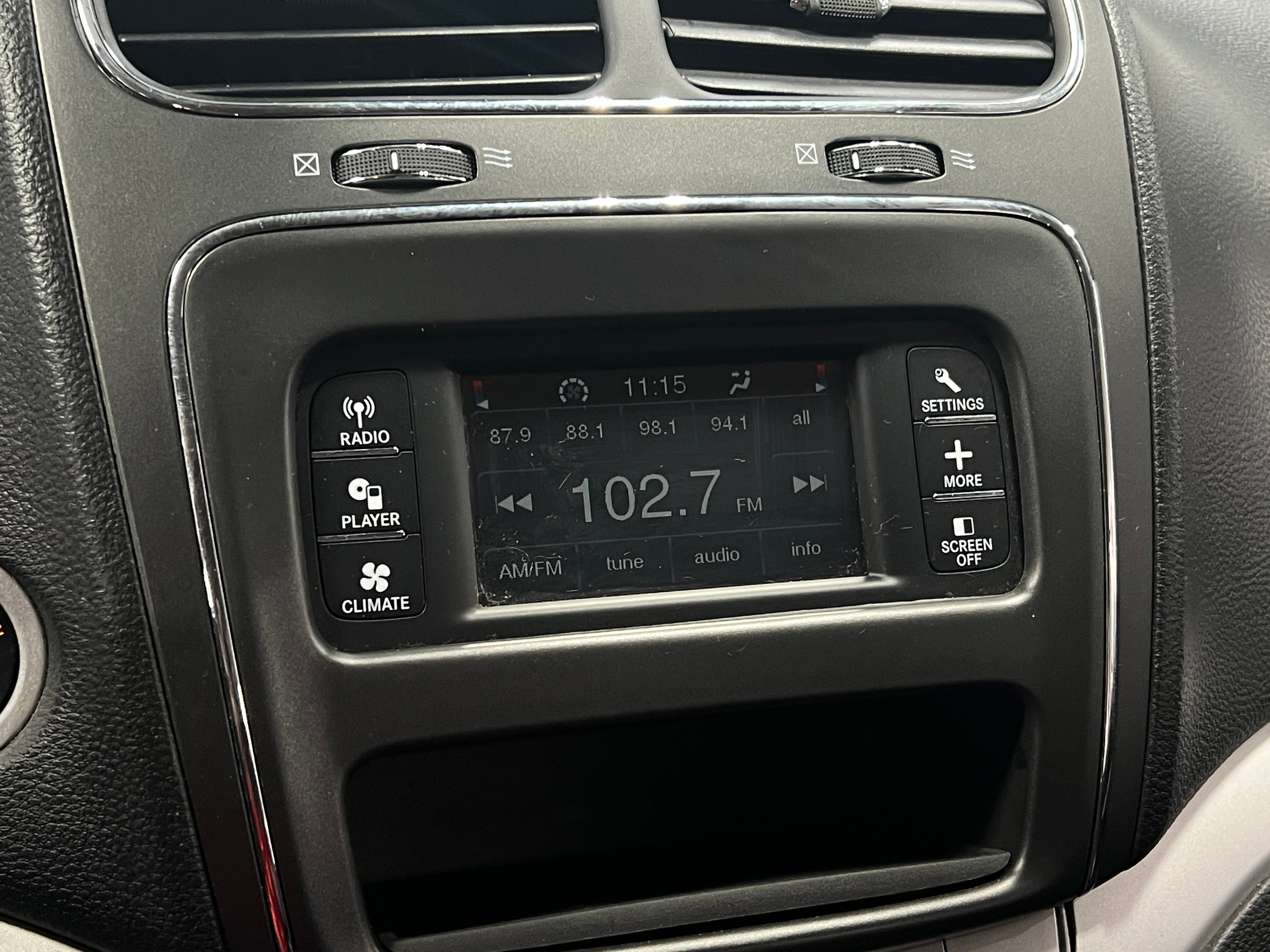 Thumbnail: 2020 Dodge Journey - 4