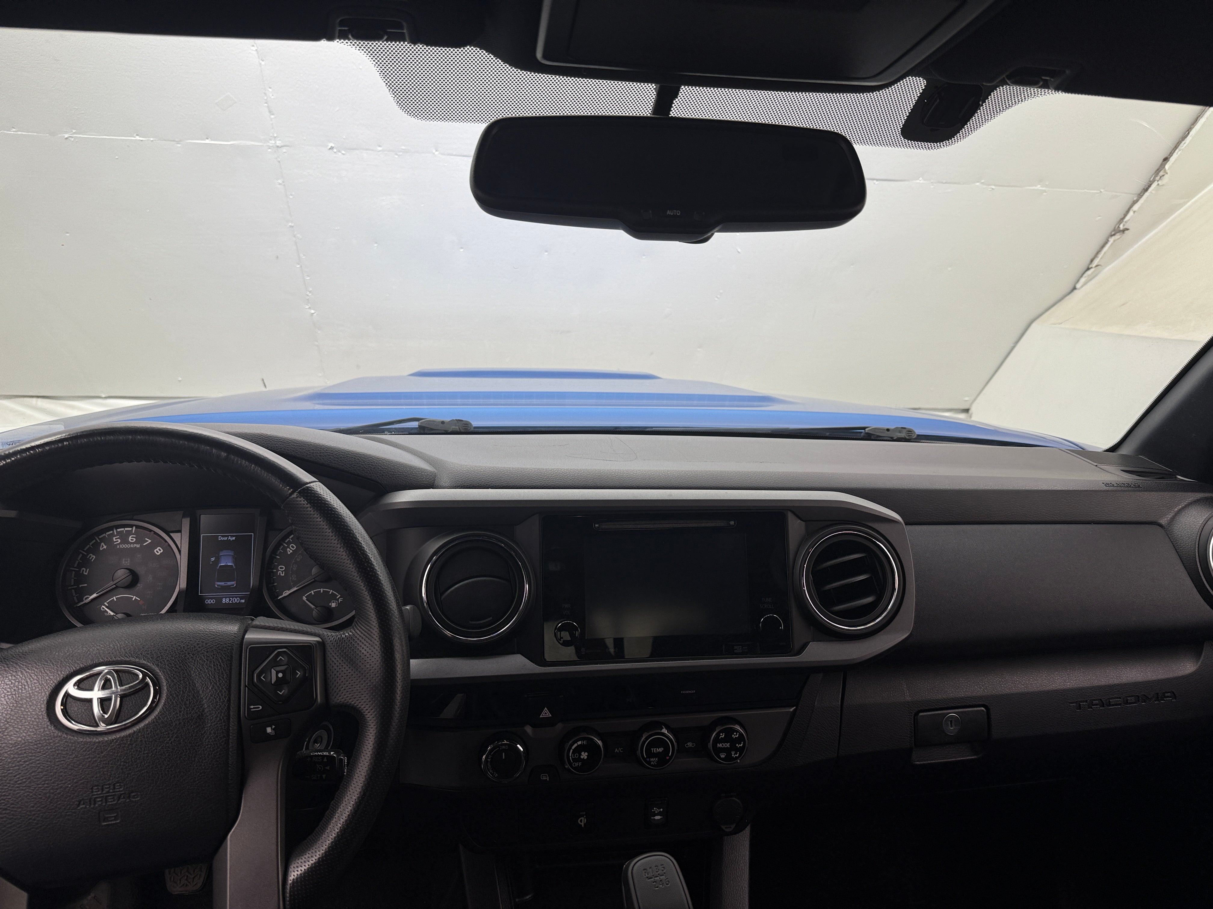 2016 Toyota Tacoma TRD Sport 3