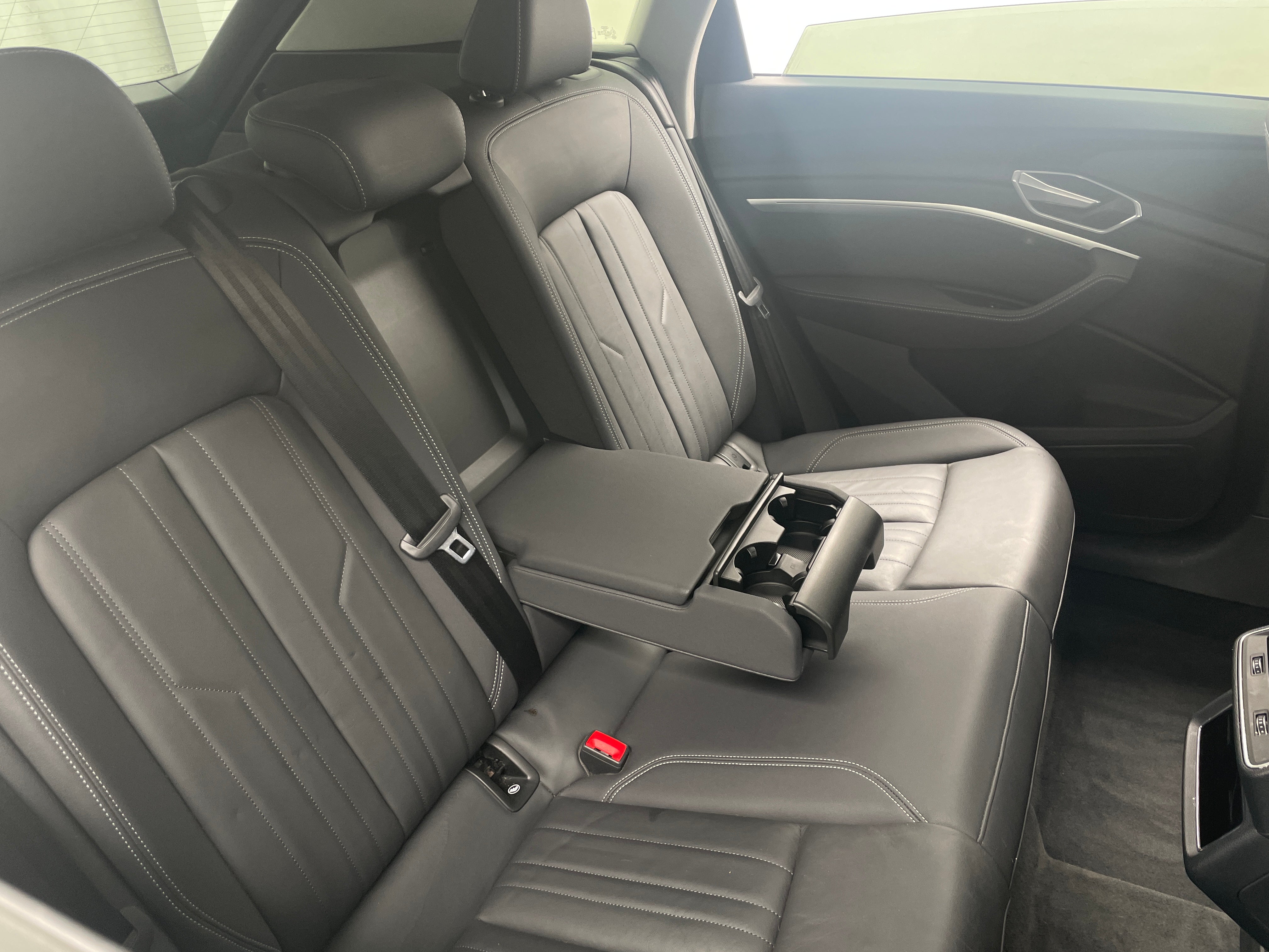 2021 Audi e-tron Premium 5