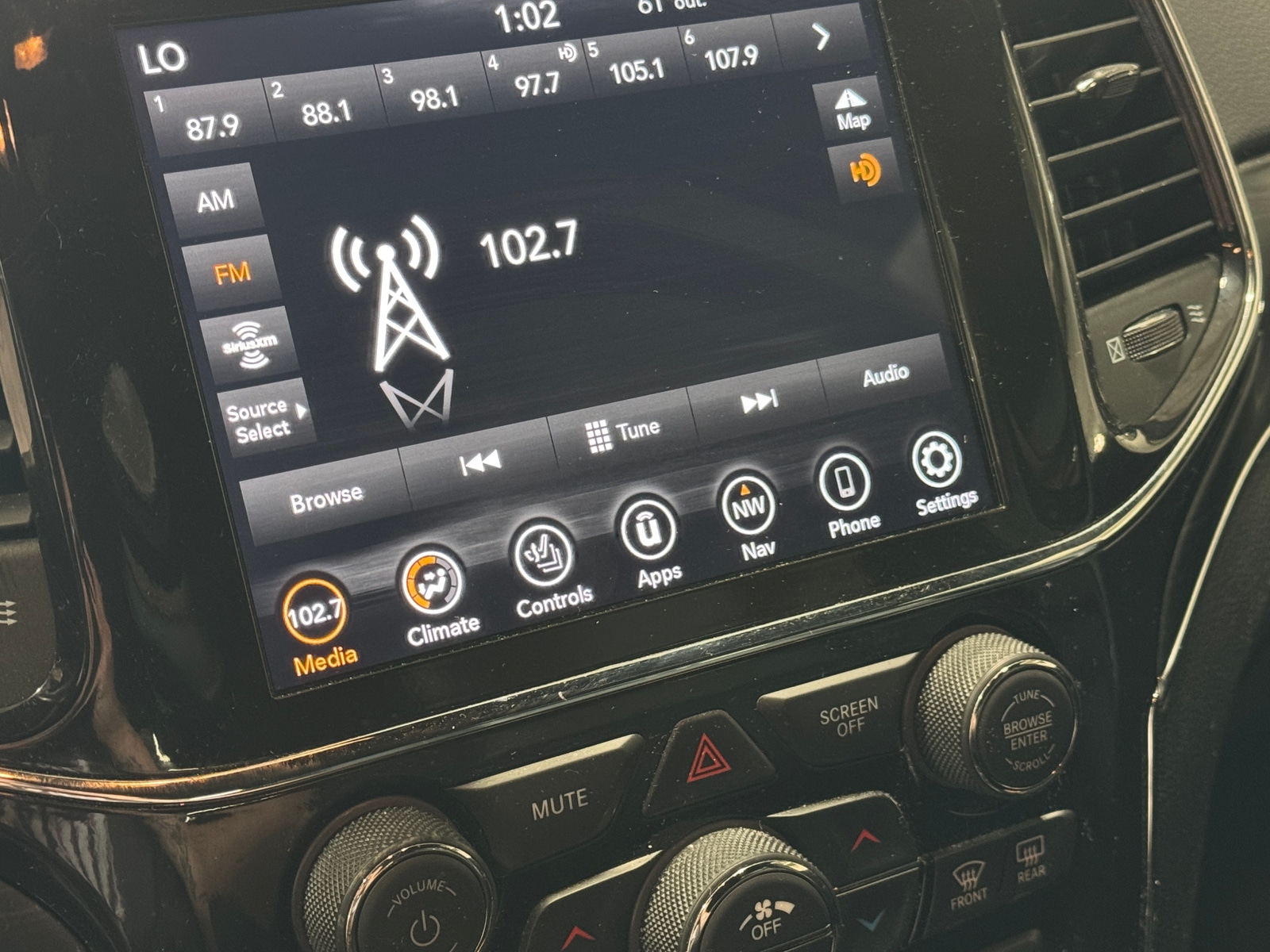 Thumbnail: 2021 Jeep Grand Cherokee - 3