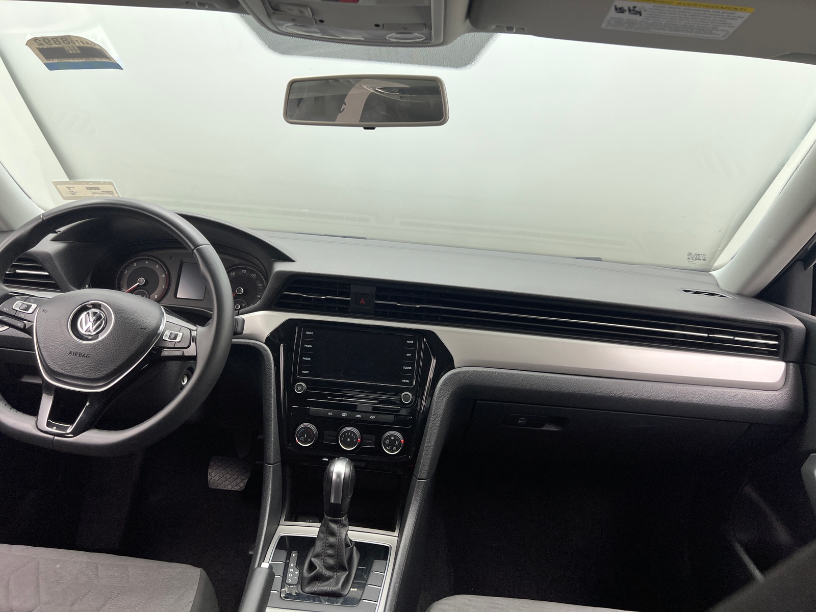 Thumbnail: 2021 Volkswagen Passat - 3