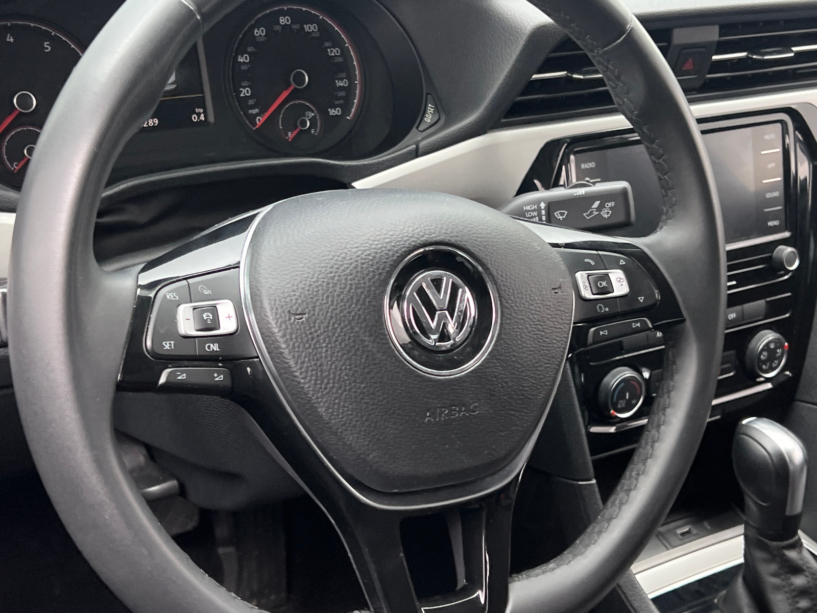 Thumbnail: 2021 Volkswagen Passat - 5