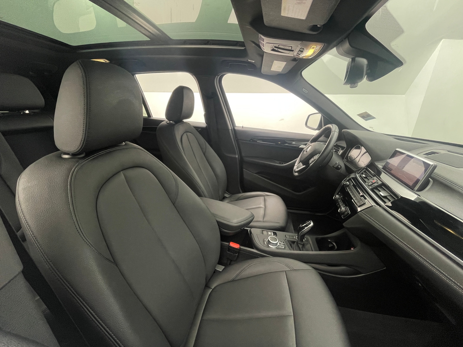Thumbnail: 2021 BMW X1 - 2