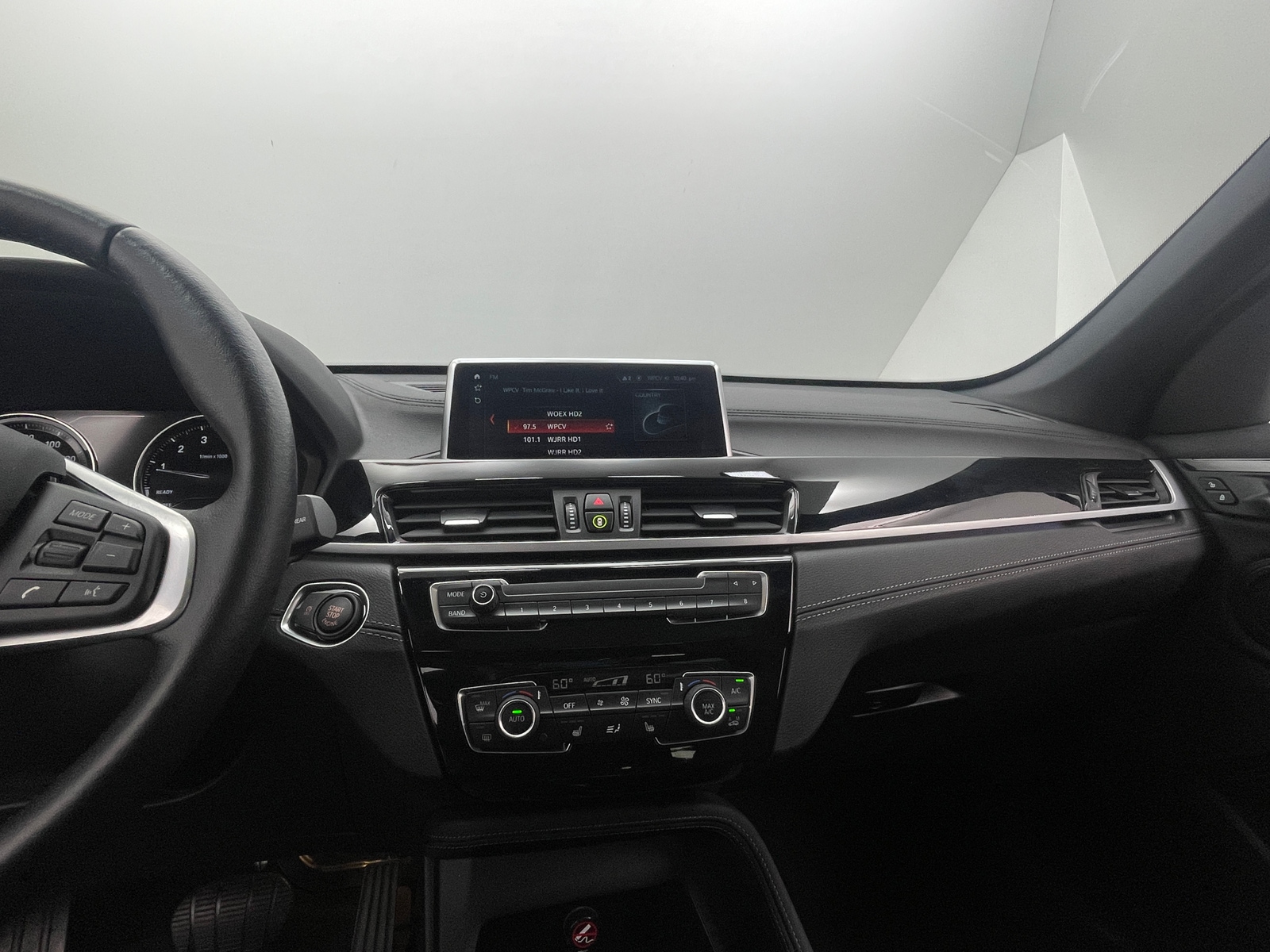 Thumbnail: 2021 BMW X1 - 4