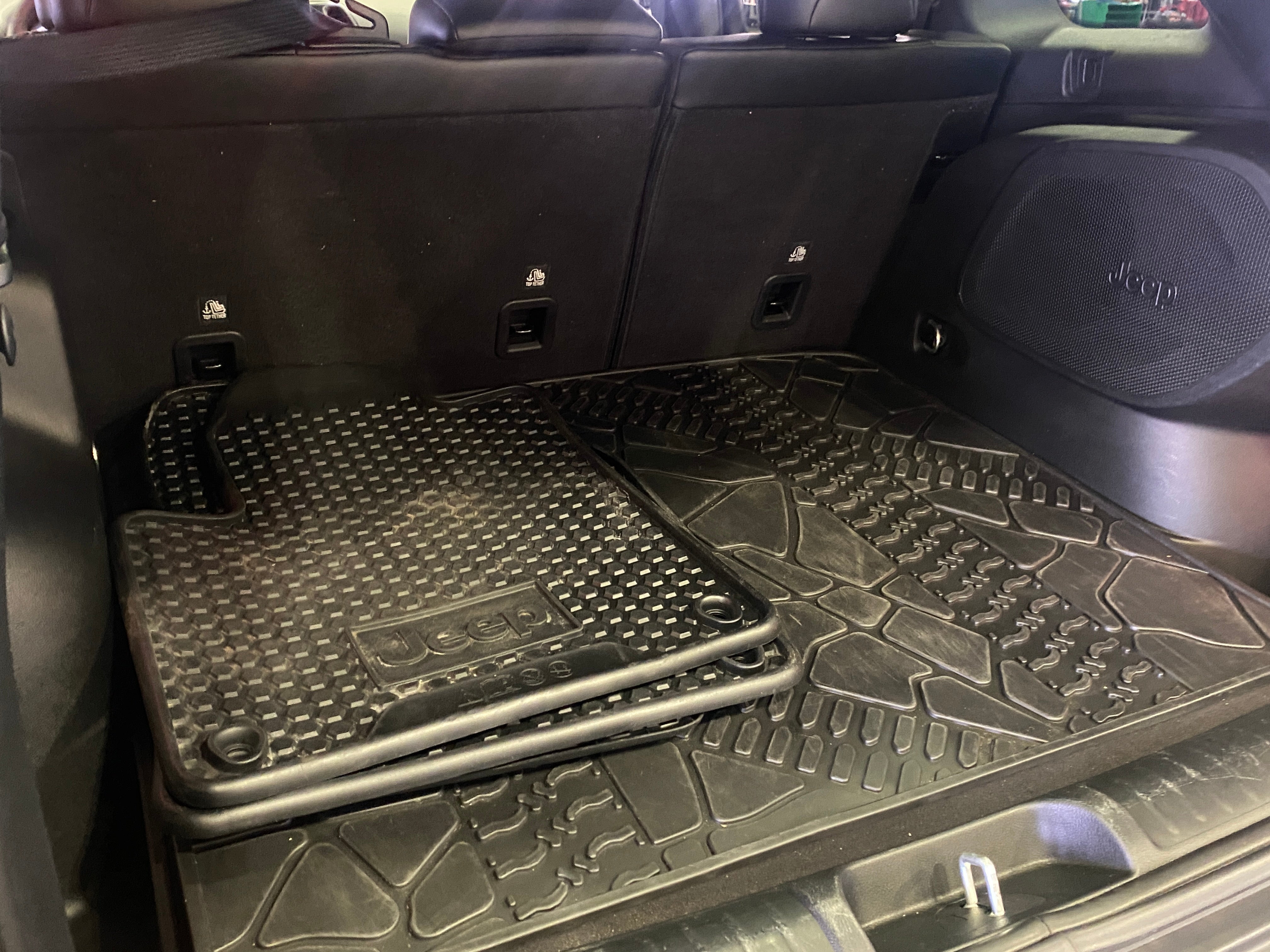 2022 Jeep Cherokee Trailhawk 6