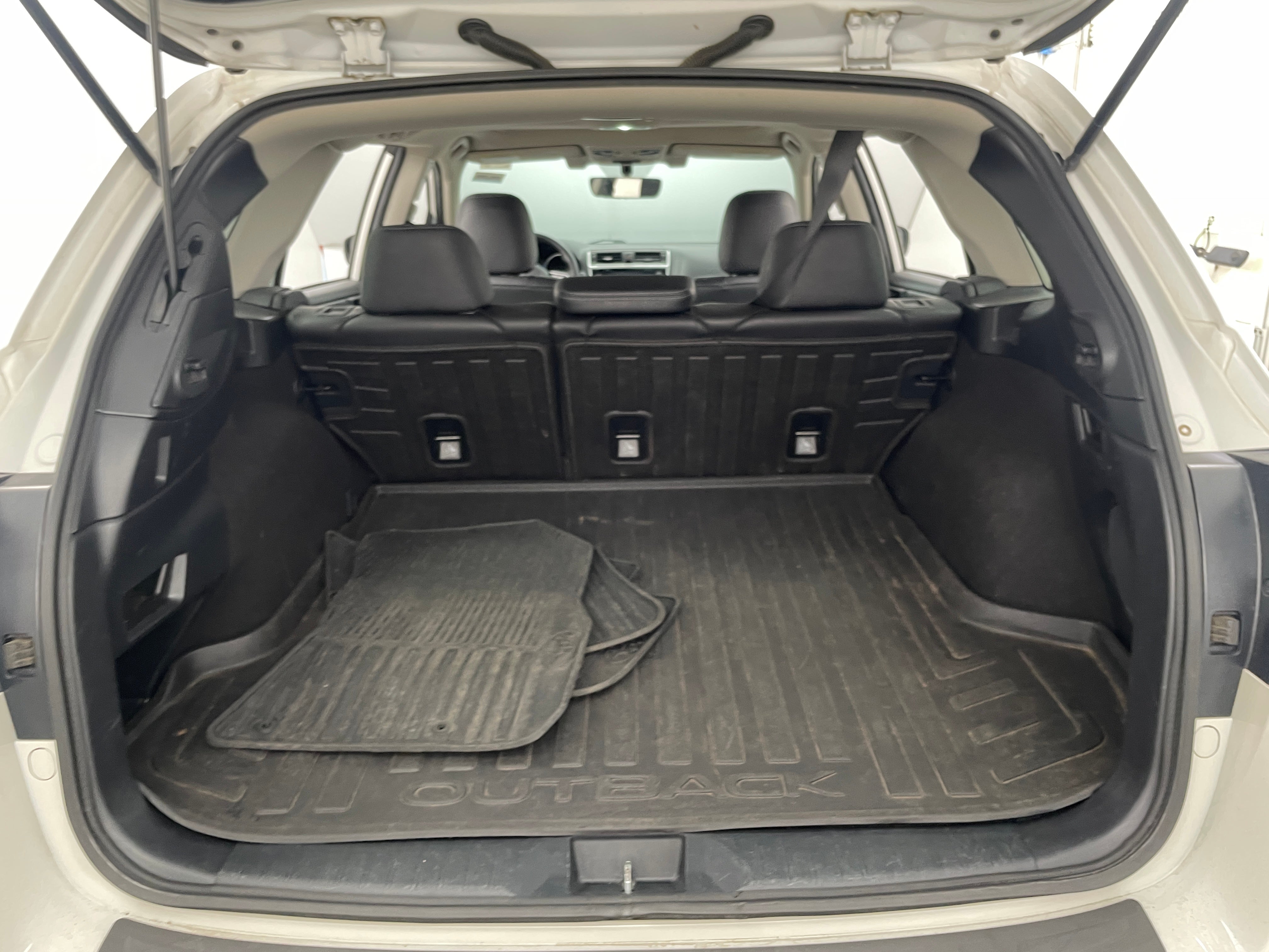 2018 Subaru Outback 3.6R Limited 6