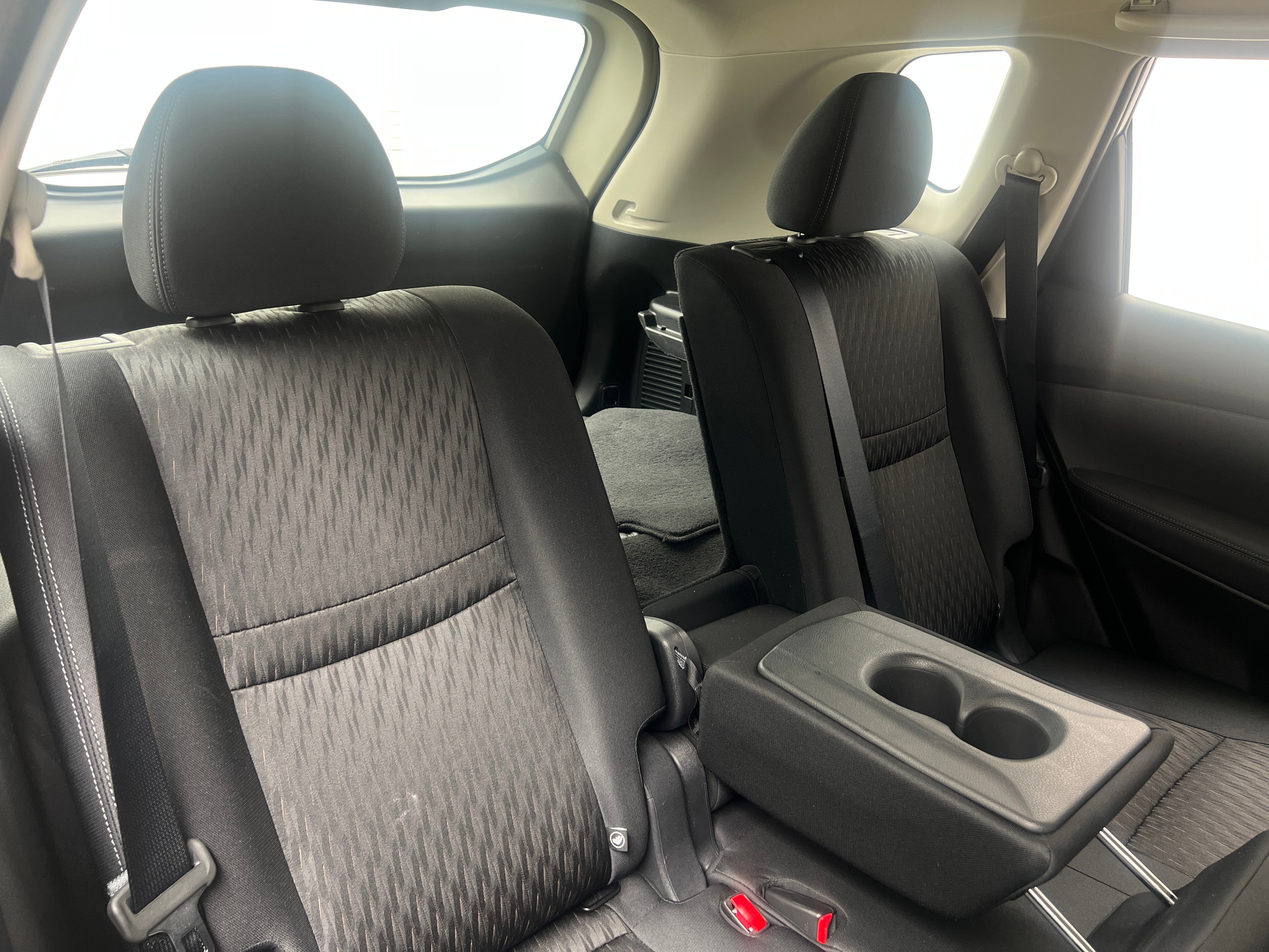 2019 Nissan Rogue S 6