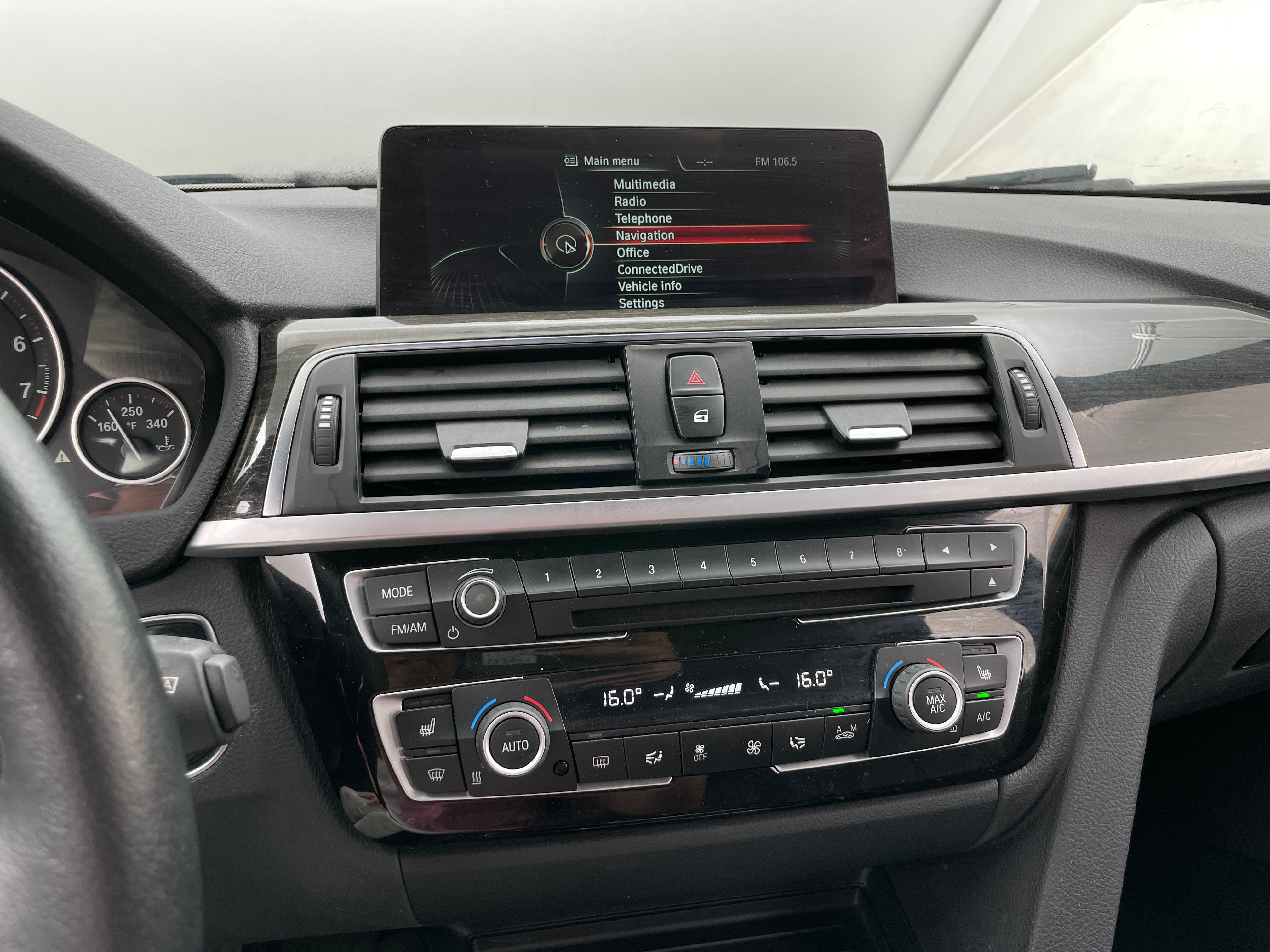 2016 BMW 3 Series 328i 3